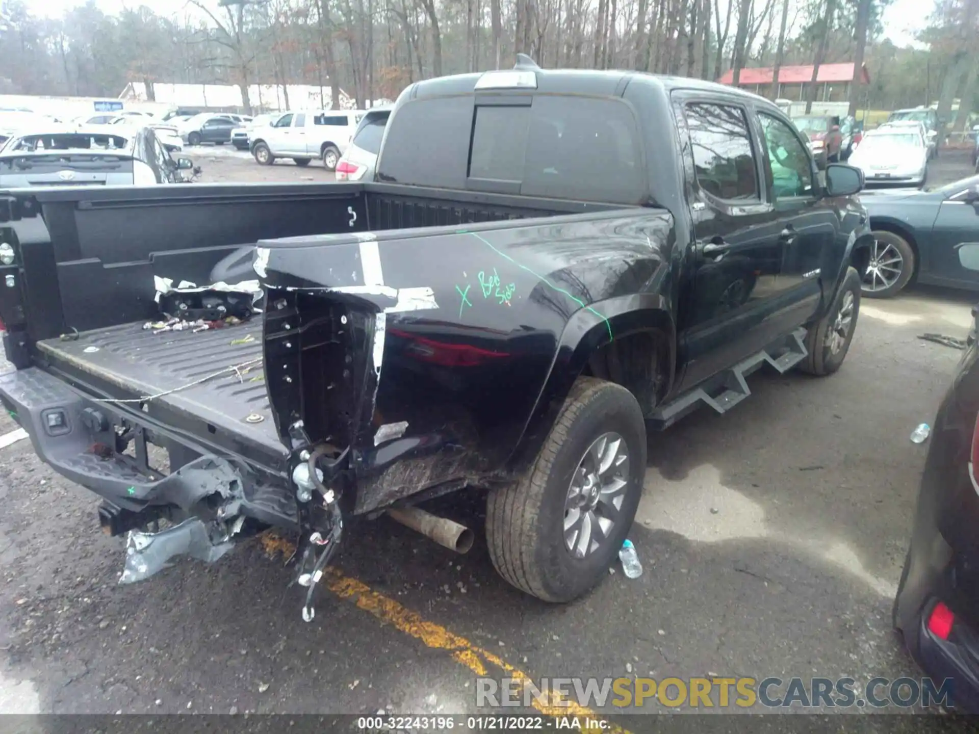 3 Photograph of a damaged car 3TMAZ5CN8KM097771 TOYOTA TACOMA 2WD 2019