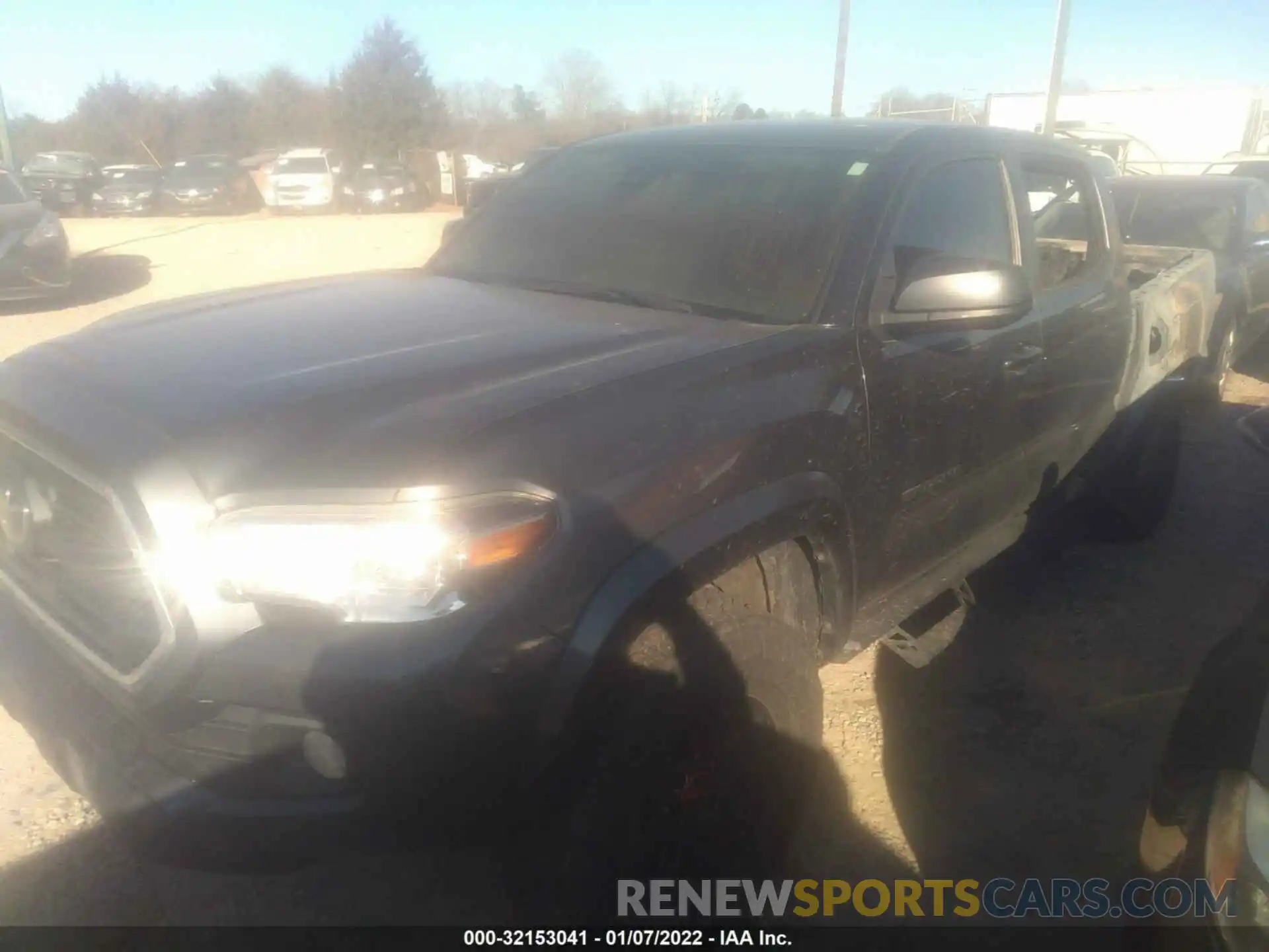 2 Photograph of a damaged car 3TMAZ5CN8KM104007 TOYOTA TACOMA 2WD 2019