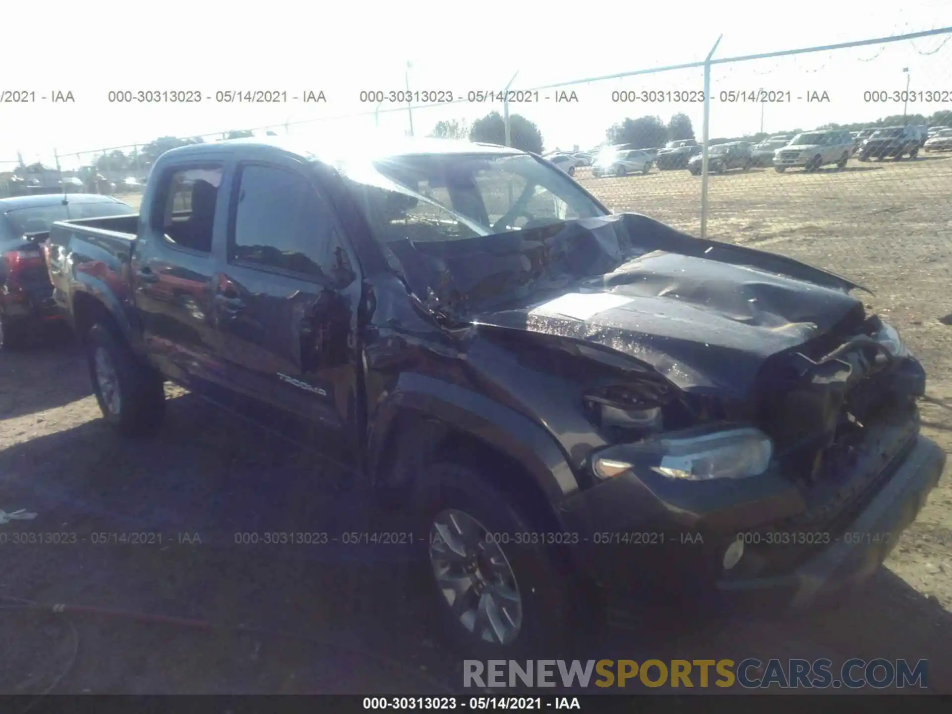 1 Photograph of a damaged car 3TMAZ5CN8KM109112 TOYOTA TACOMA 2WD 2019