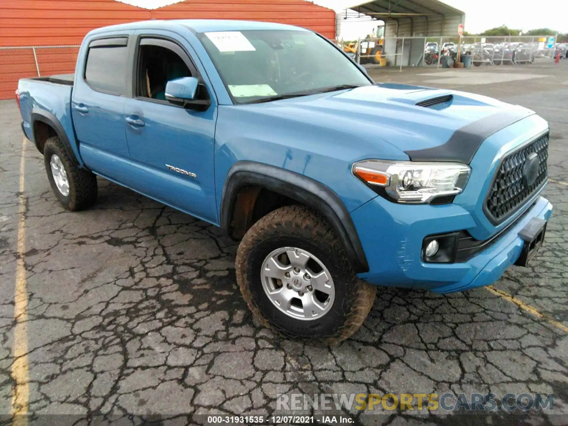 1 Фотография поврежденного автомобиля 3TMAZ5CN8KM109532 TOYOTA TACOMA 2WD 2019