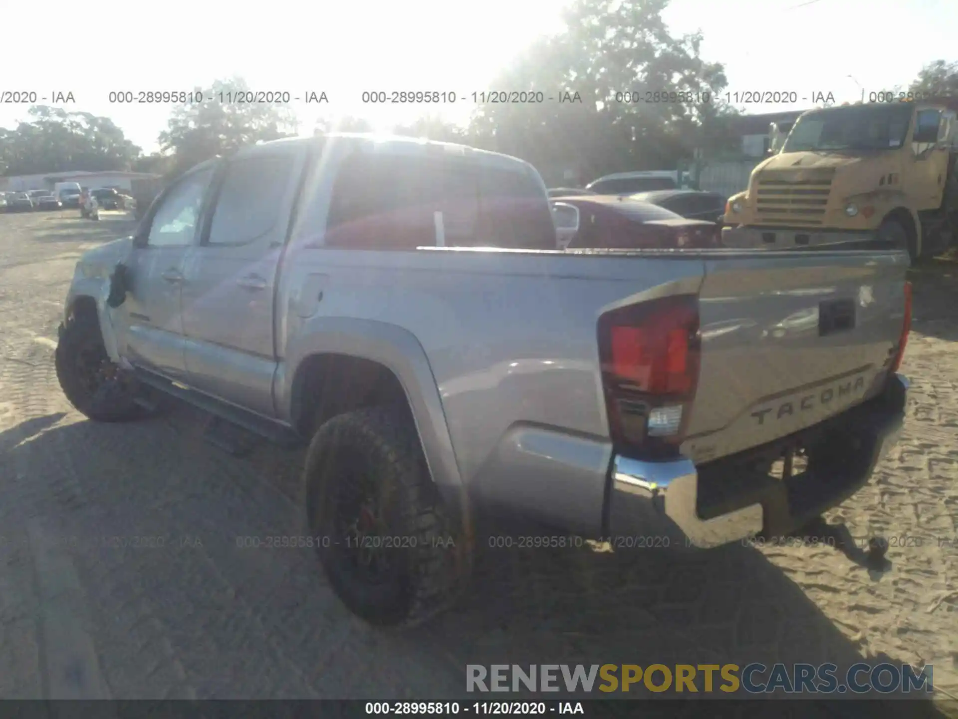 3 Photograph of a damaged car 3TMAZ5CN9KM083863 TOYOTA TACOMA 2WD 2019