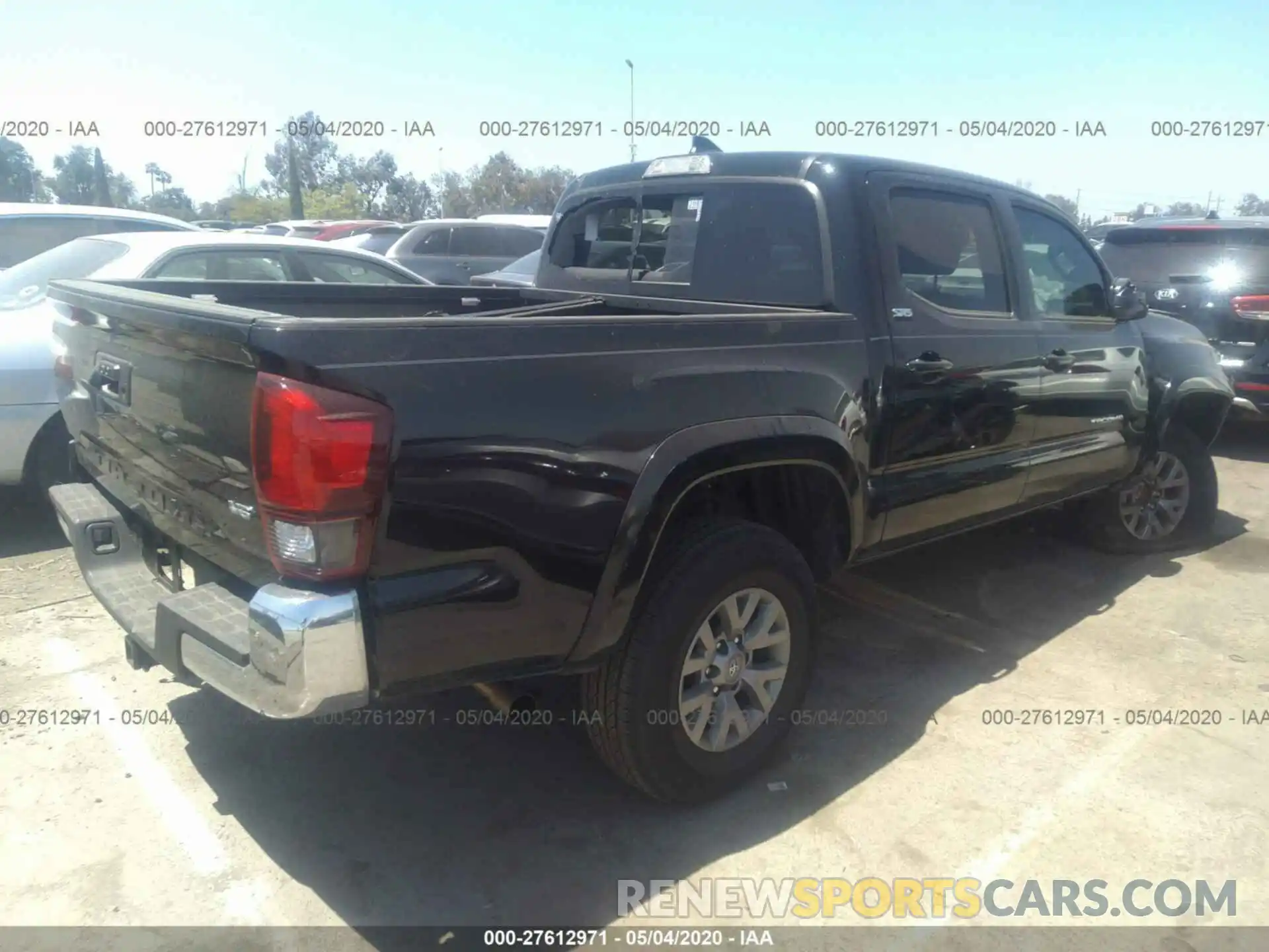 4 Photograph of a damaged car 3TMAZ5CN9KM100936 TOYOTA TACOMA 2WD 2019