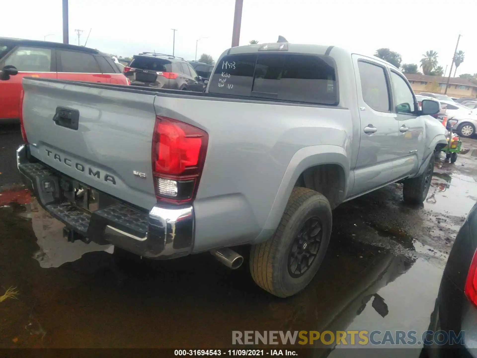 4 Фотография поврежденного автомобиля 3TMAZ5CN9KM114366 TOYOTA TACOMA 2WD 2019