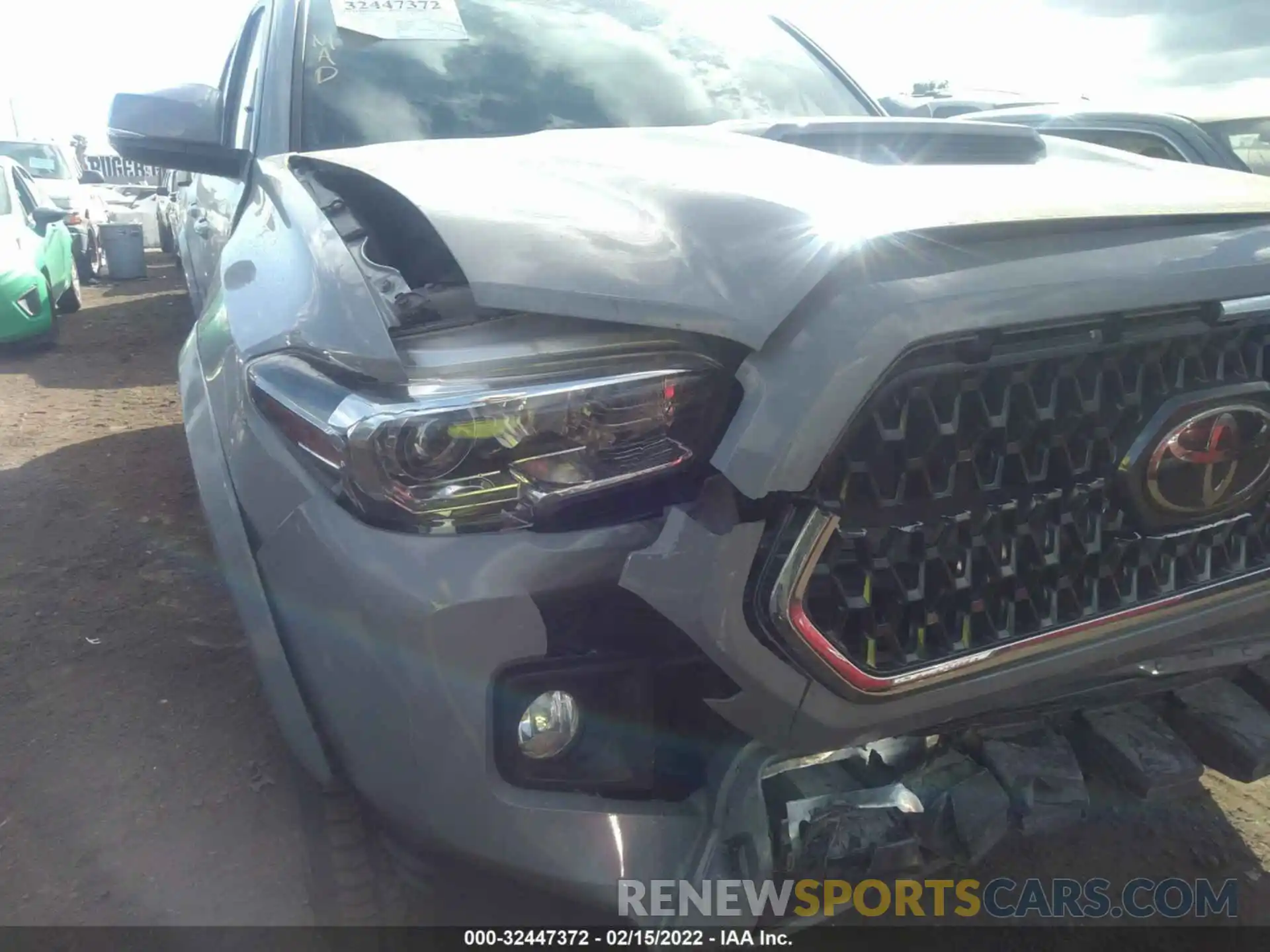 6 Photograph of a damaged car 3TMAZ5CNXKM080812 TOYOTA TACOMA 2WD 2019