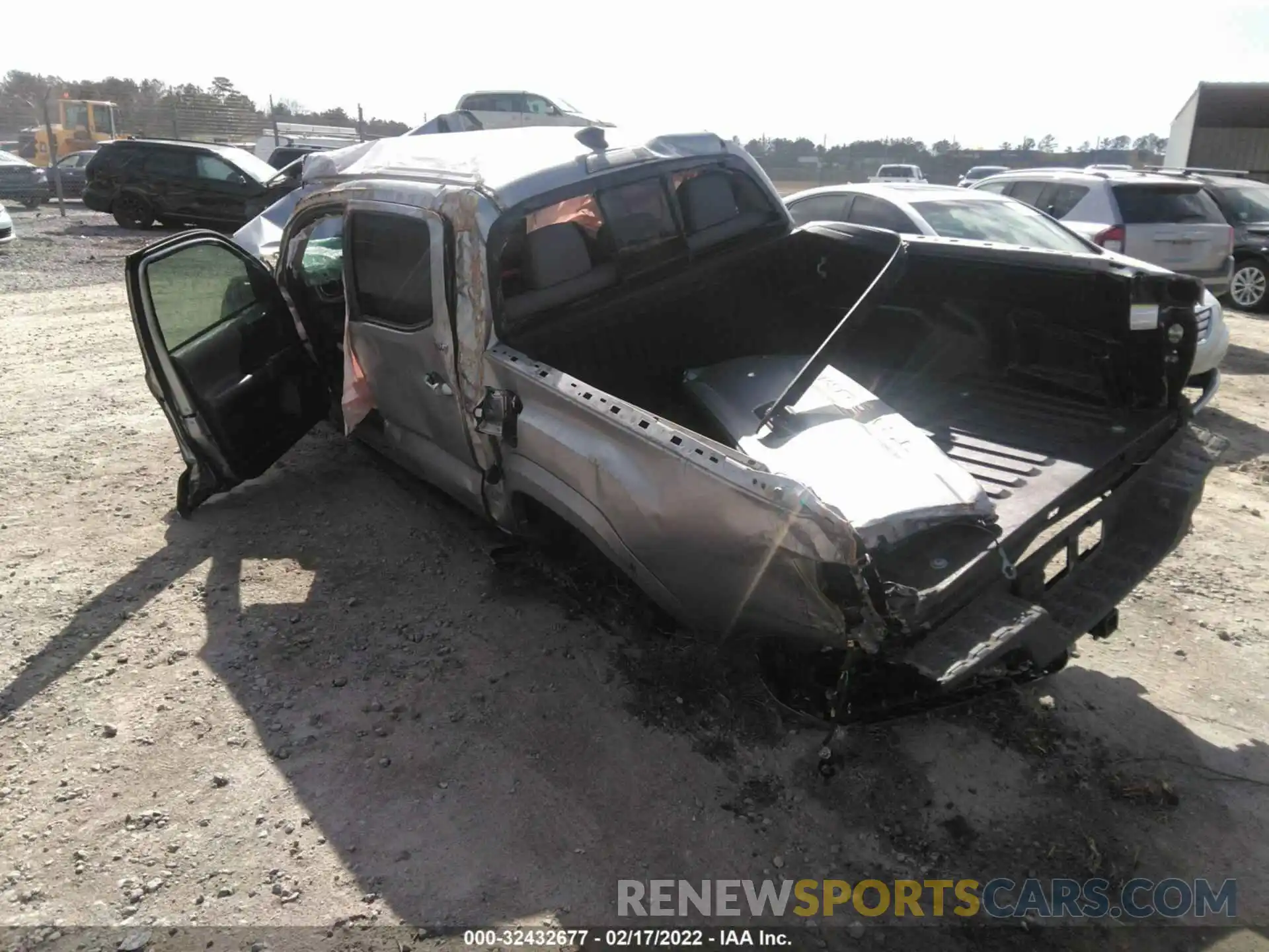 3 Photograph of a damaged car 3TMAZ5CNXKM095519 TOYOTA TACOMA 2WD 2019