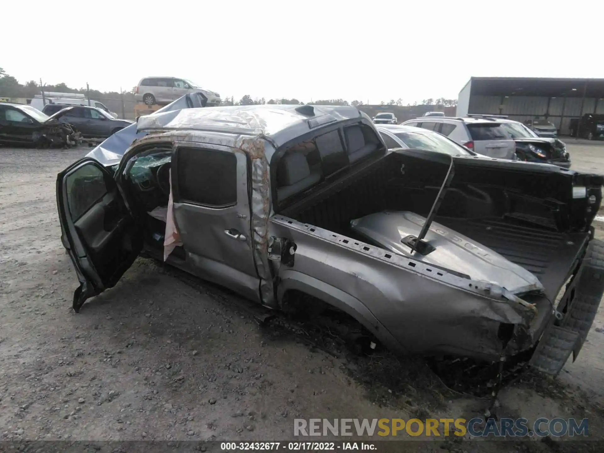 6 Photograph of a damaged car 3TMAZ5CNXKM095519 TOYOTA TACOMA 2WD 2019