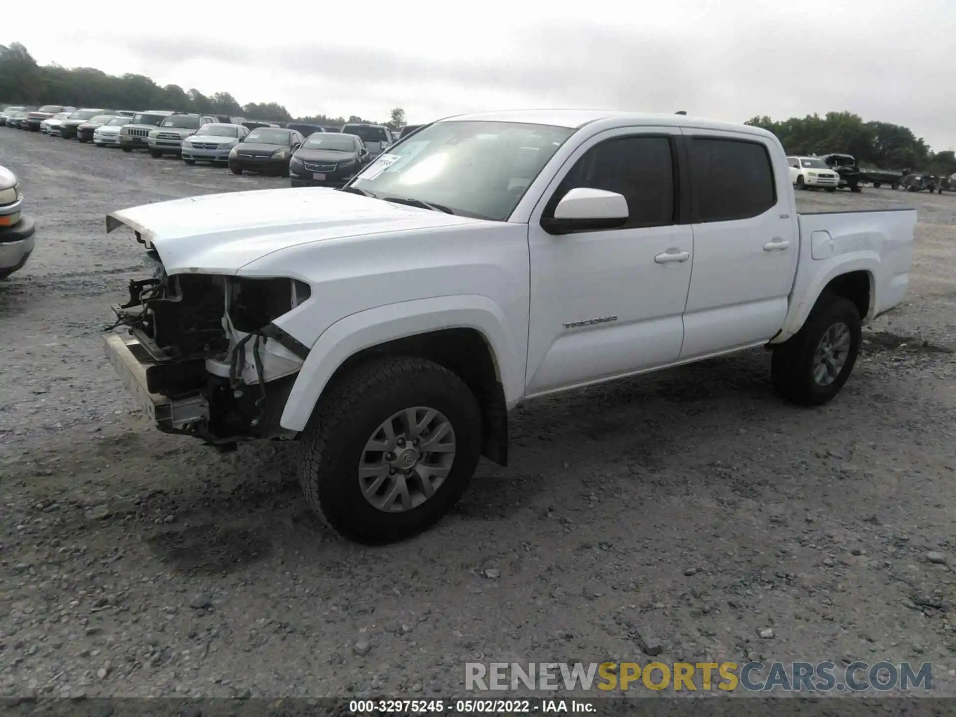 2 Photograph of a damaged car 3TMAZ5CNXKM096914 TOYOTA TACOMA 2WD 2019