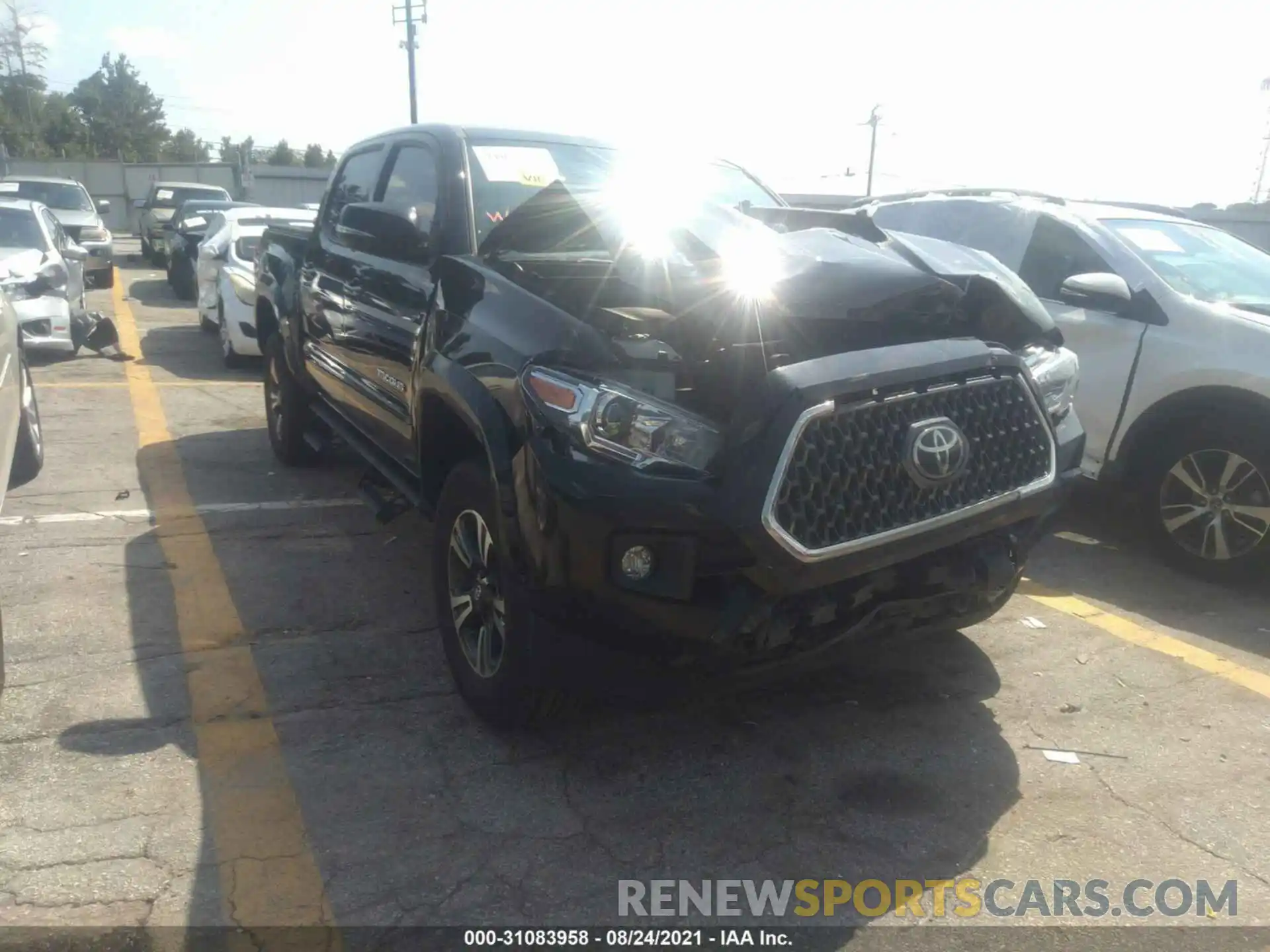 1 Photograph of a damaged car 3TMAZ5CNXKM099893 TOYOTA TACOMA 2WD 2019