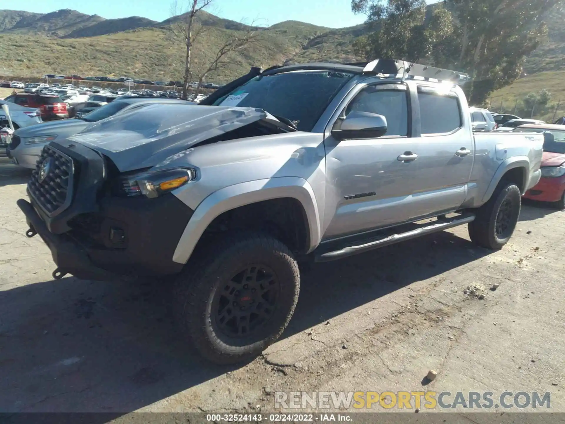 2 Photograph of a damaged car 3TMBZ5DN0KM018144 TOYOTA TACOMA 2WD 2019