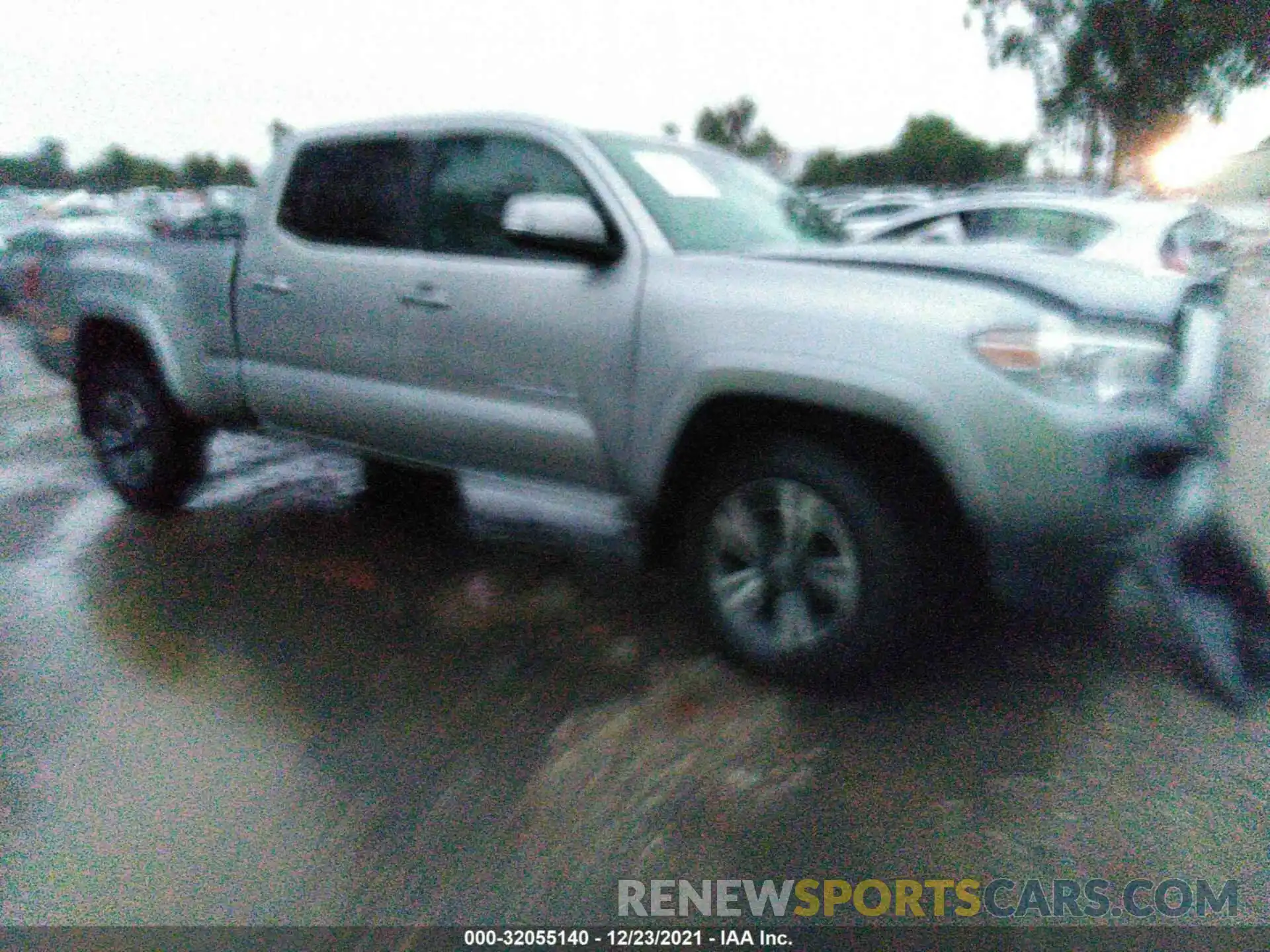 1 Photograph of a damaged car 3TMBZ5DN0KM020167 TOYOTA TACOMA 2WD 2019