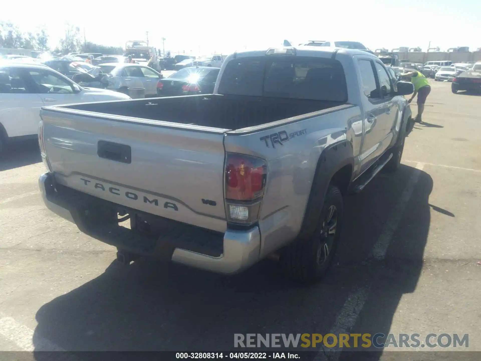 4 Photograph of a damaged car 3TMBZ5DN0KM021609 TOYOTA TACOMA 2WD 2019