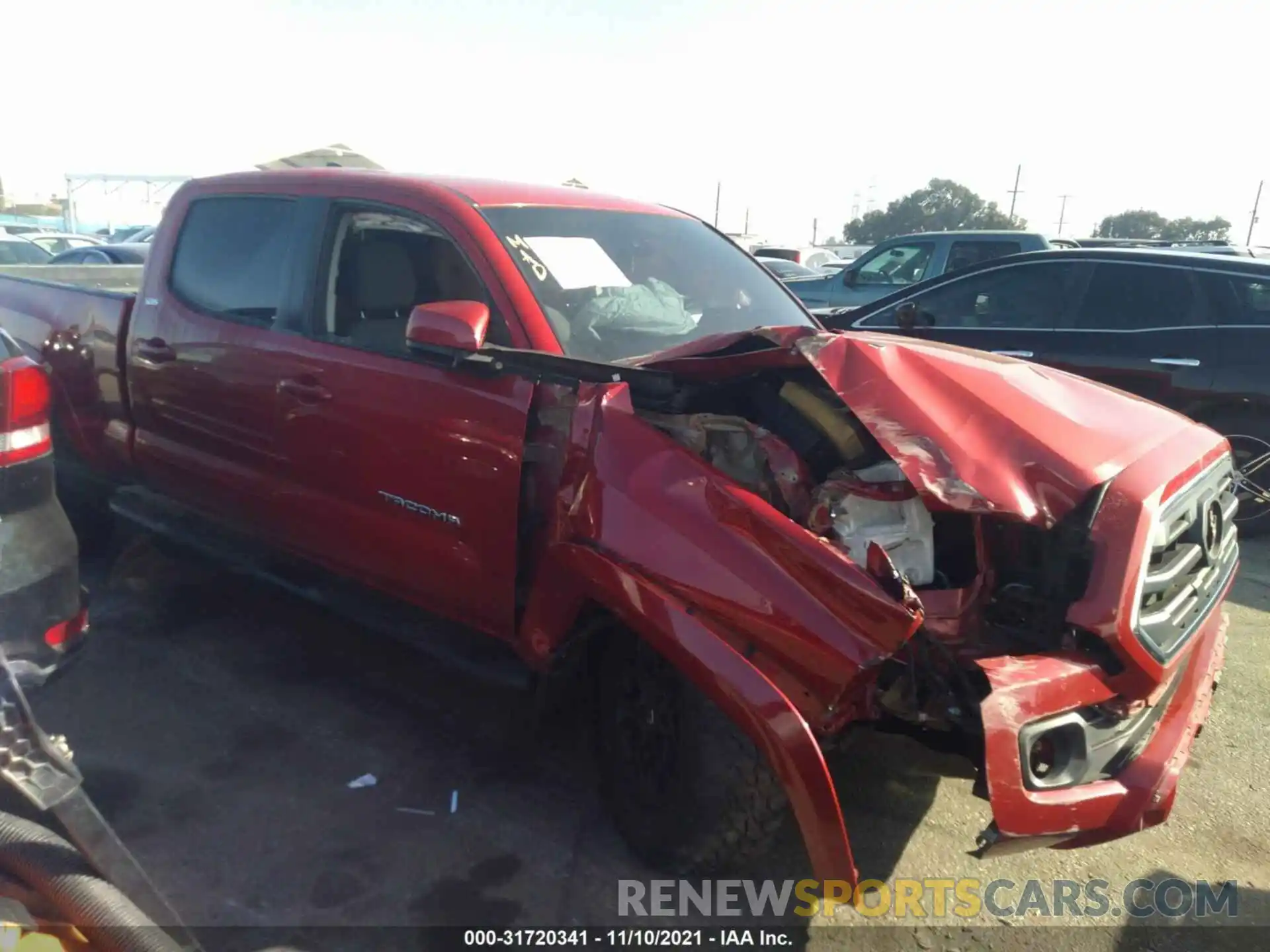 1 Photograph of a damaged car 3TMBZ5DN1KM022980 TOYOTA TACOMA 2WD 2019