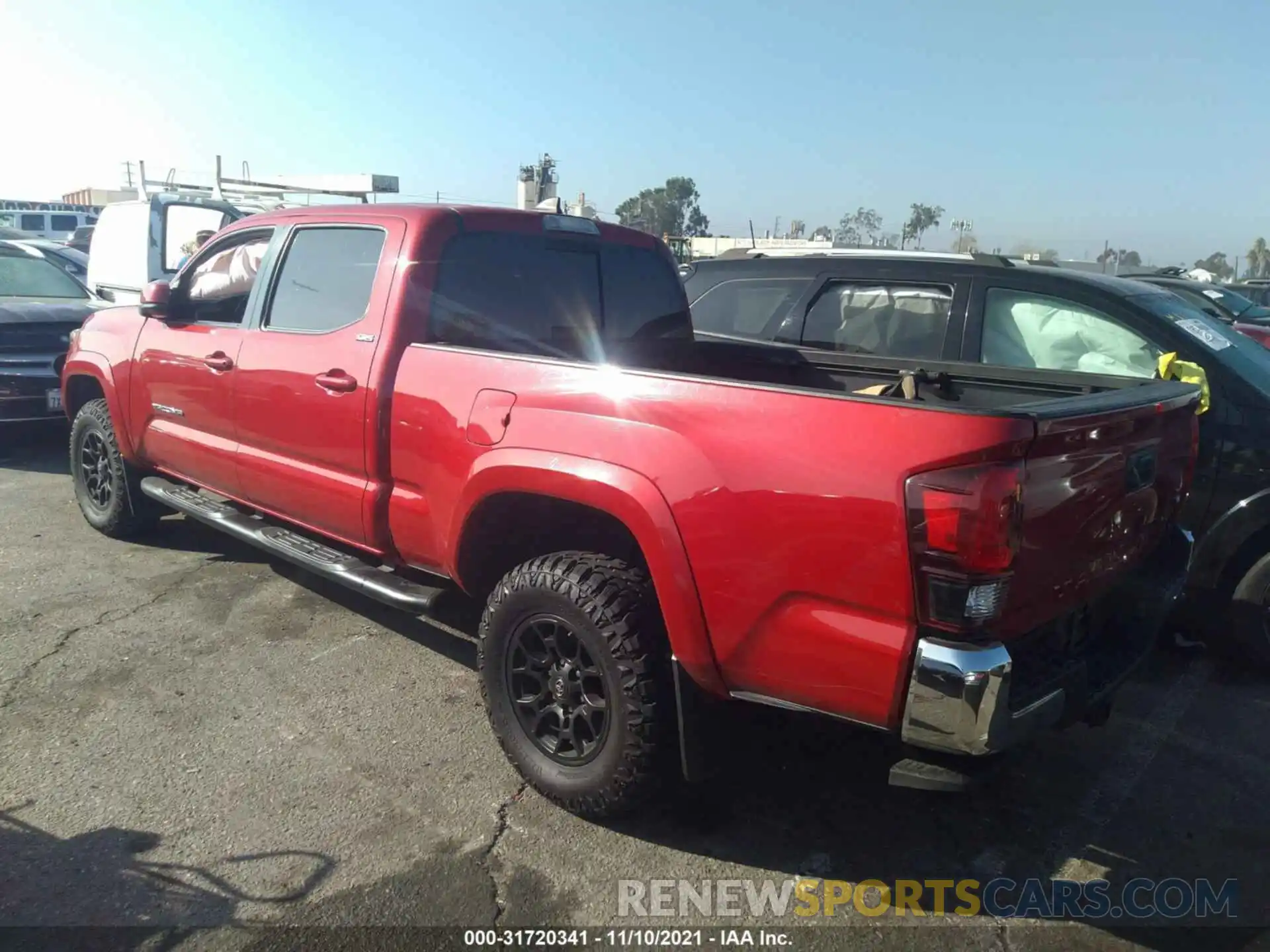 3 Photograph of a damaged car 3TMBZ5DN1KM022980 TOYOTA TACOMA 2WD 2019