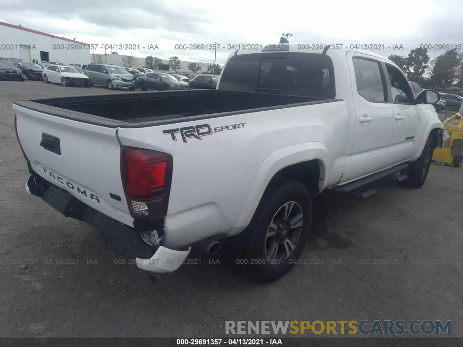 4 Photograph of a damaged car 3TMBZ5DN2KM022891 TOYOTA TACOMA 2WD 2019