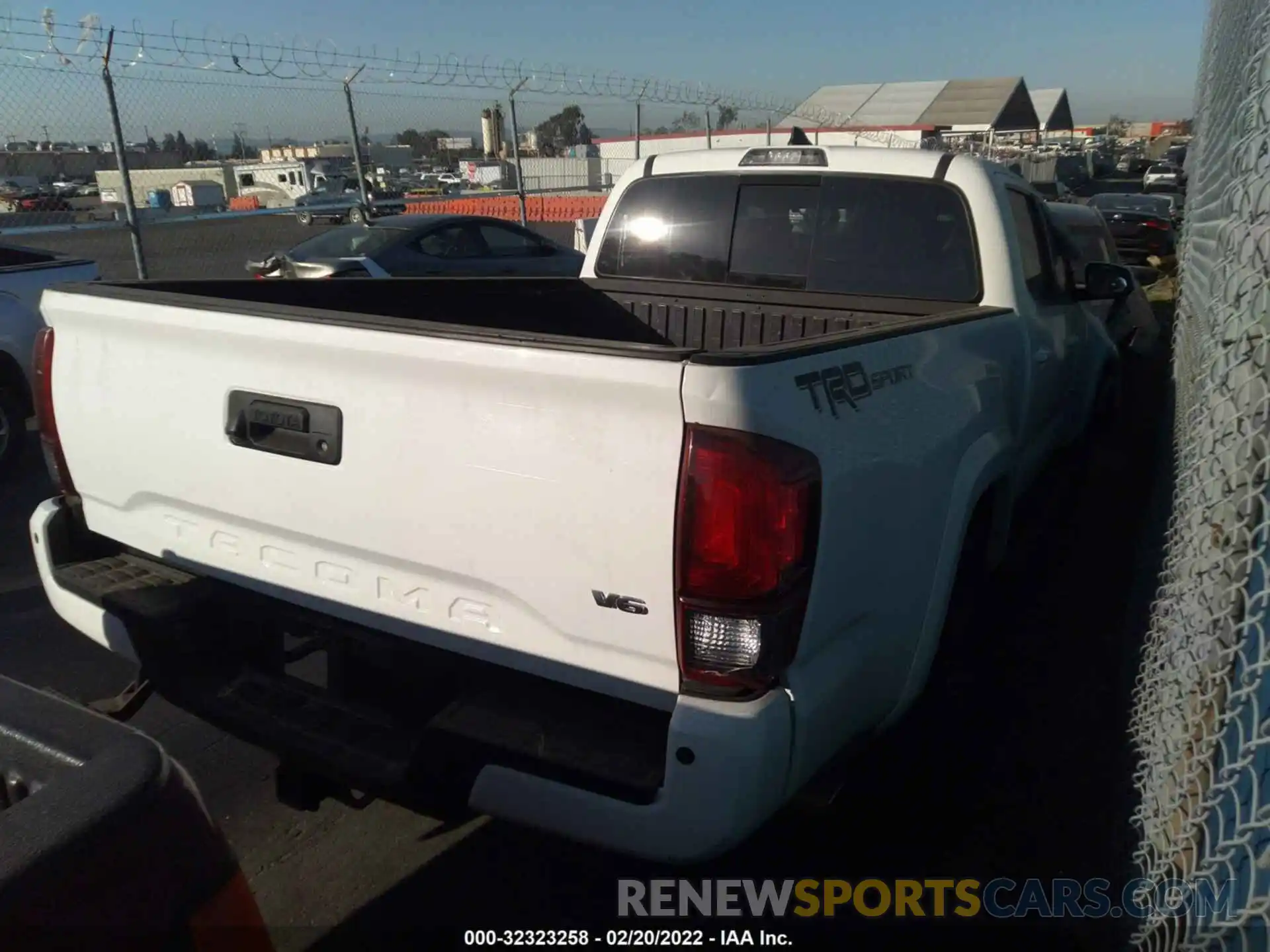 4 Photograph of a damaged car 3TMBZ5DN3KM021278 TOYOTA TACOMA 2WD 2019