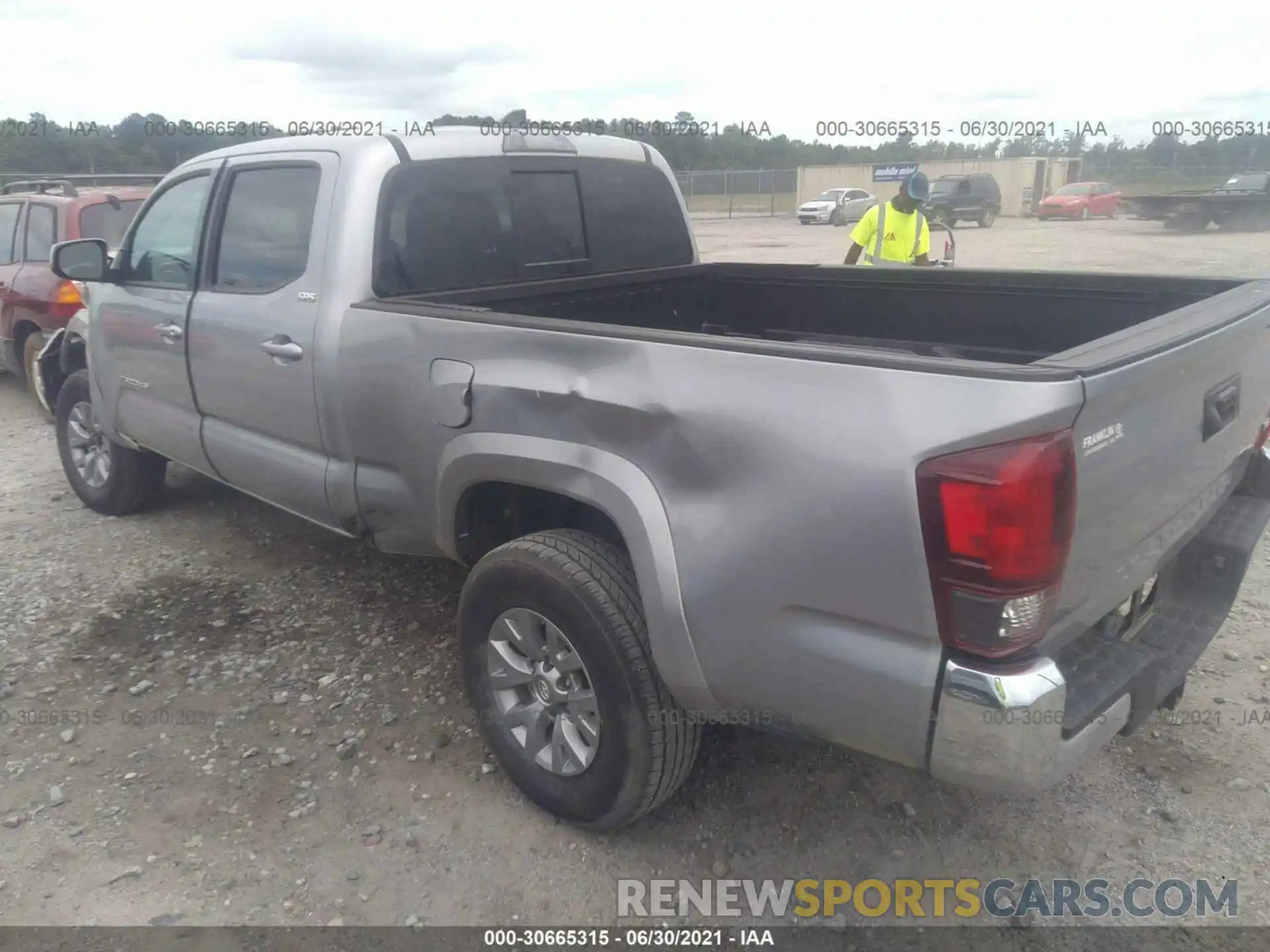 3 Photograph of a damaged car 3TMBZ5DN4KM022715 TOYOTA TACOMA 2WD 2019