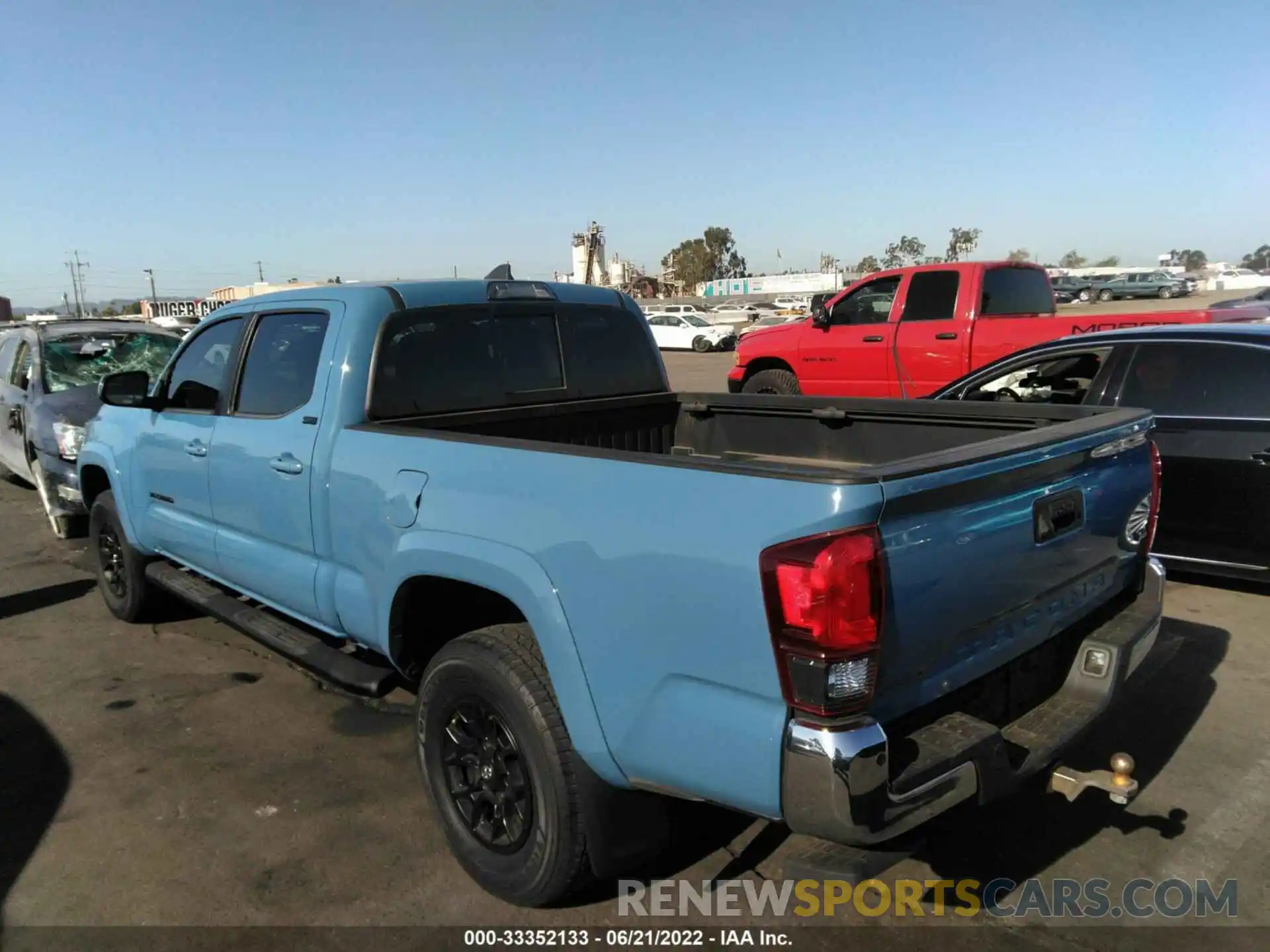 3 Photograph of a damaged car 3TMBZ5DN7KM018464 TOYOTA TACOMA 2WD 2019