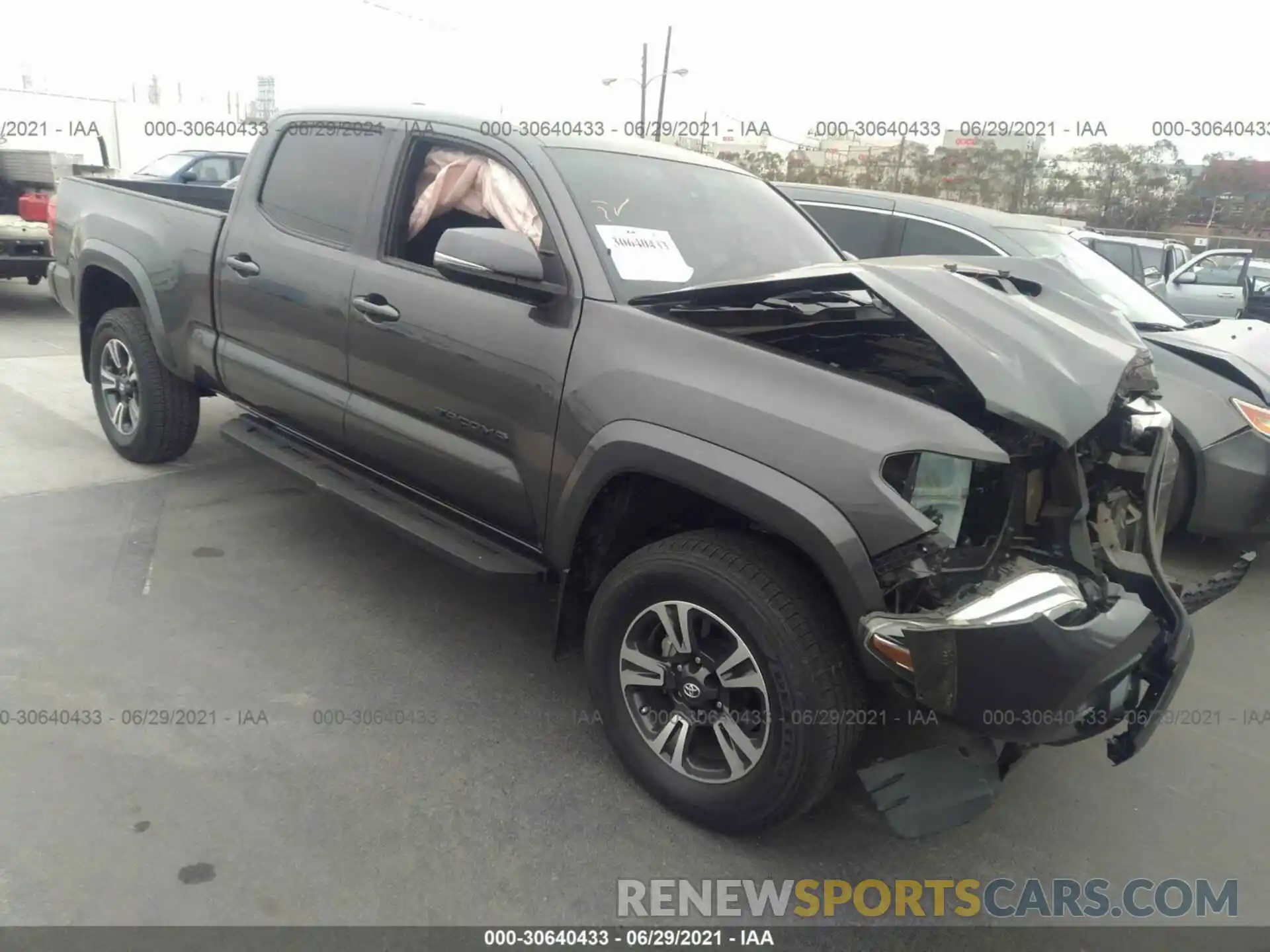 1 Photograph of a damaged car 3TMBZ5DN8KM018554 TOYOTA TACOMA 2WD 2019