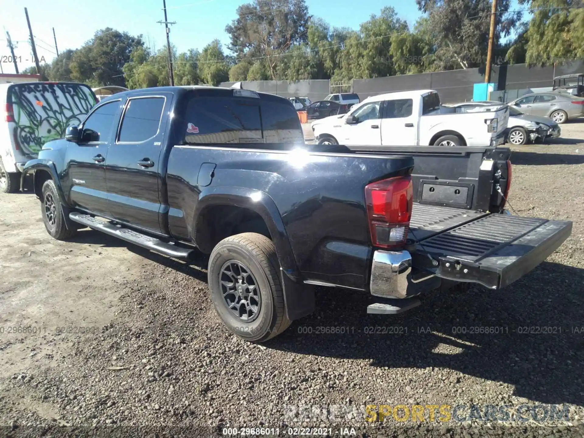 3 Photograph of a damaged car 3TMBZ5DNXKM021004 TOYOTA TACOMA 2WD 2019