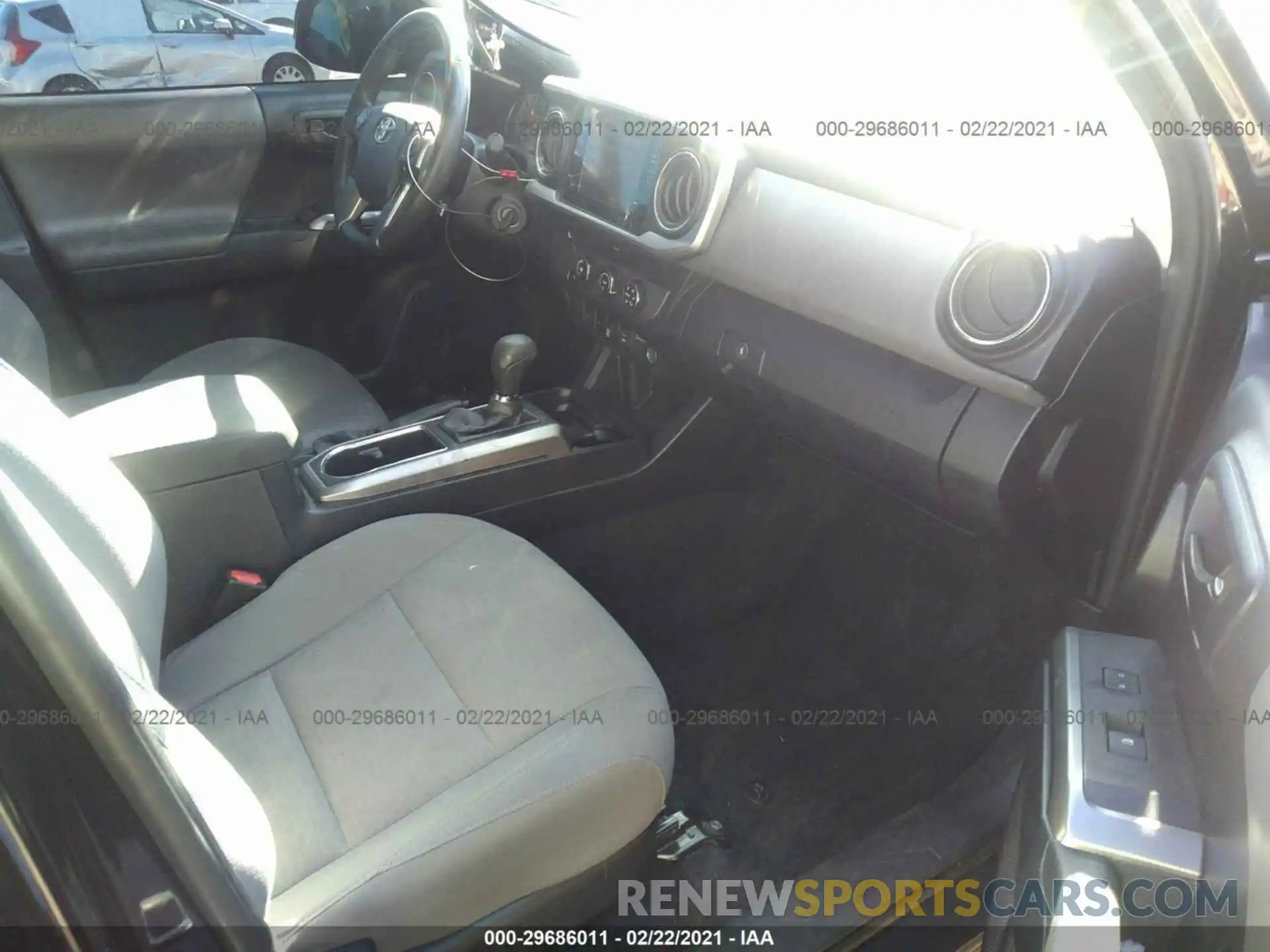 5 Photograph of a damaged car 3TMBZ5DNXKM021004 TOYOTA TACOMA 2WD 2019