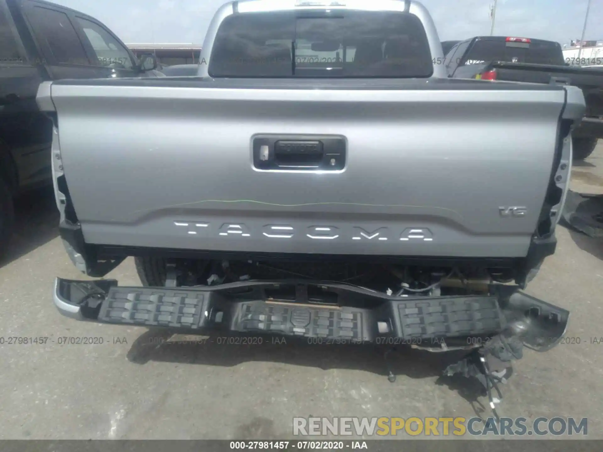 6 Photograph of a damaged car 3TMEZ5CN0KM103404 TOYOTA TACOMA 2WD 2019