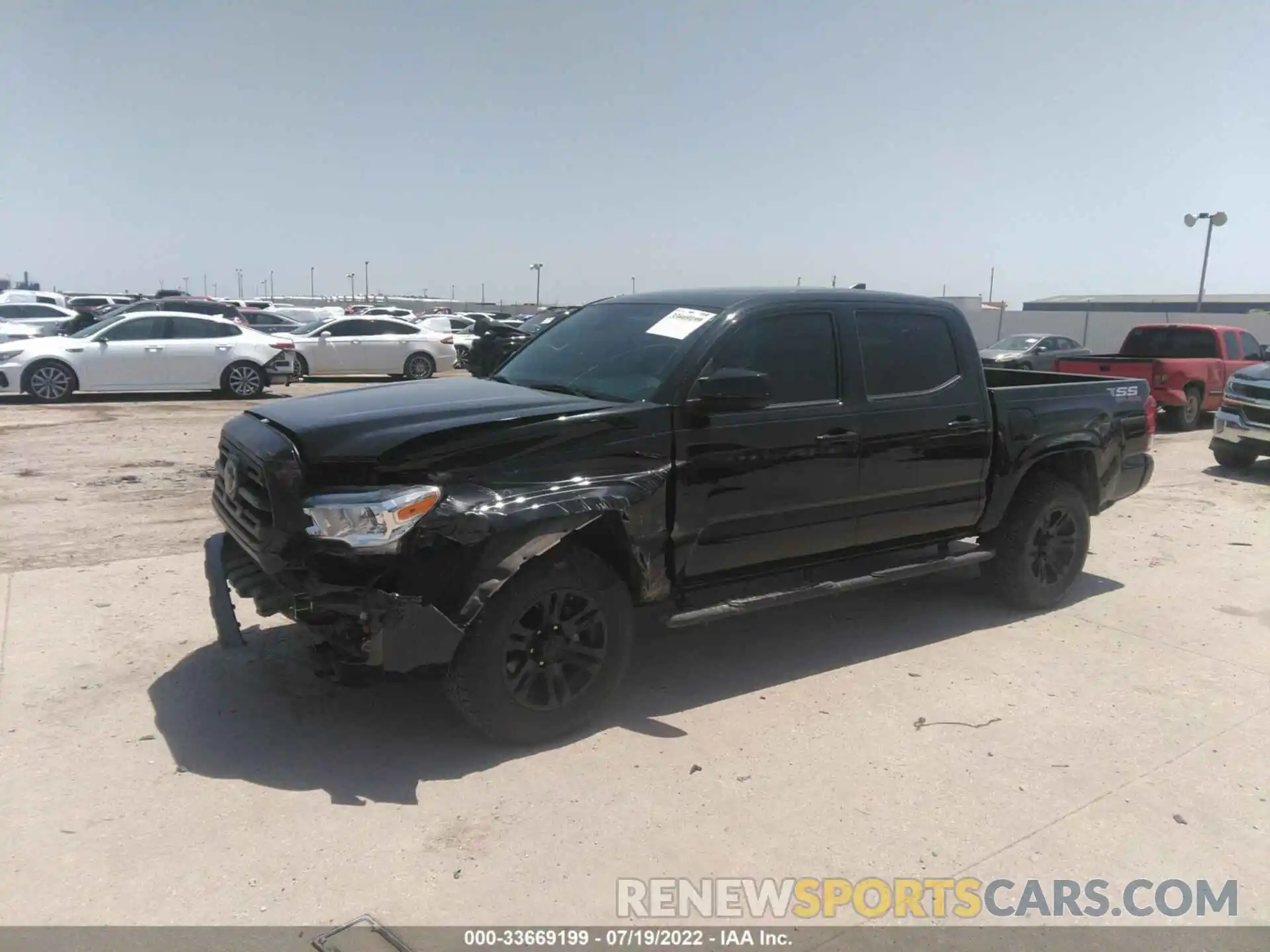 2 Фотография поврежденного автомобиля 5TFAX5GN0KX135245 TOYOTA TACOMA 2WD 2019