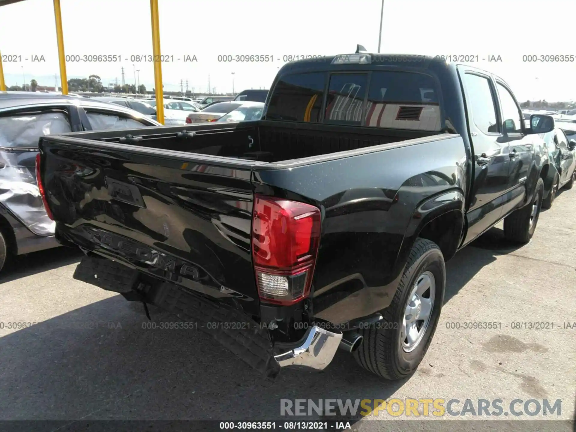 4 Photograph of a damaged car 5TFAX5GN0KX142633 TOYOTA TACOMA 2WD 2019