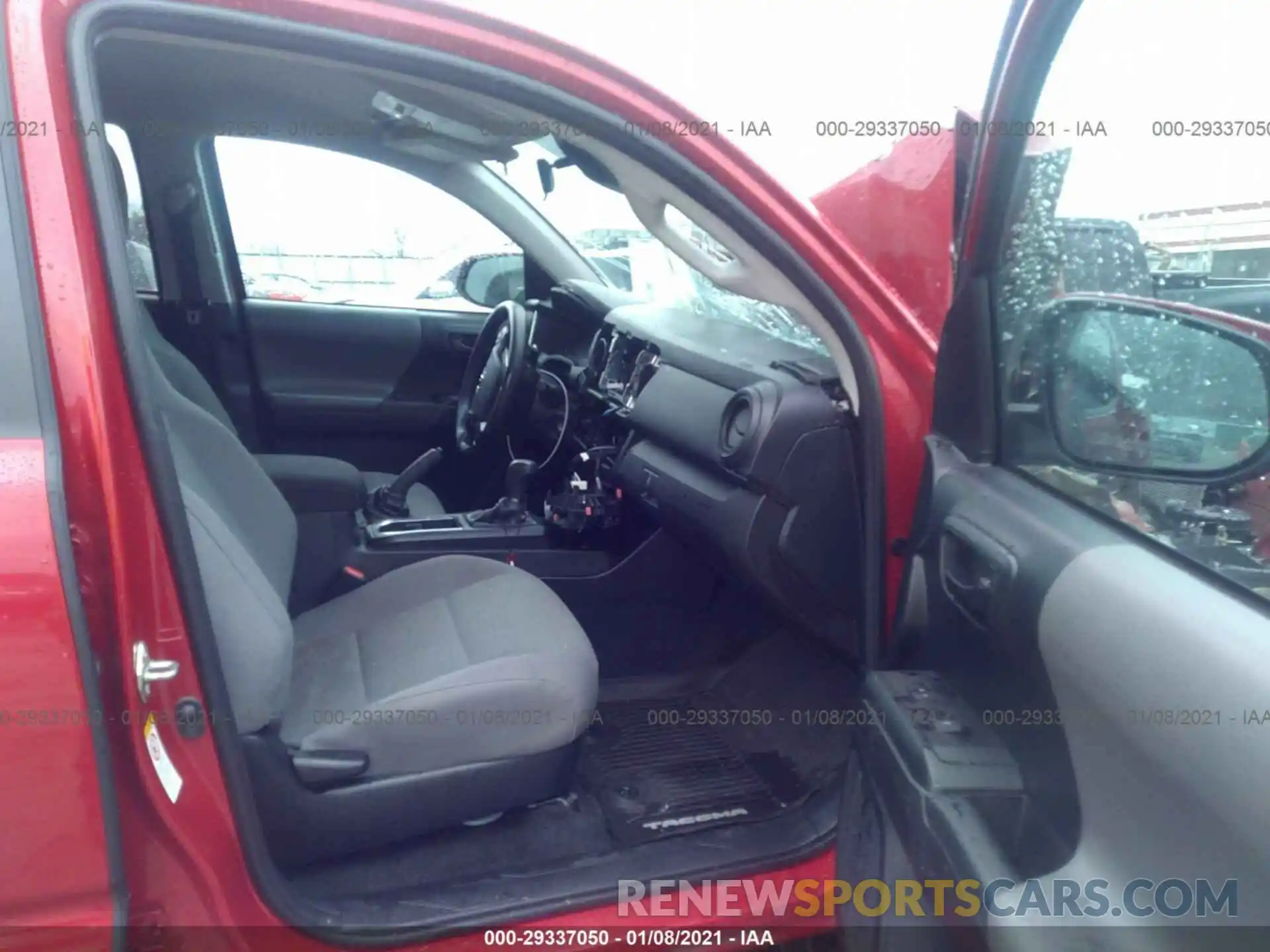 5 Photograph of a damaged car 5TFAX5GN0KX146150 TOYOTA TACOMA 2WD 2019