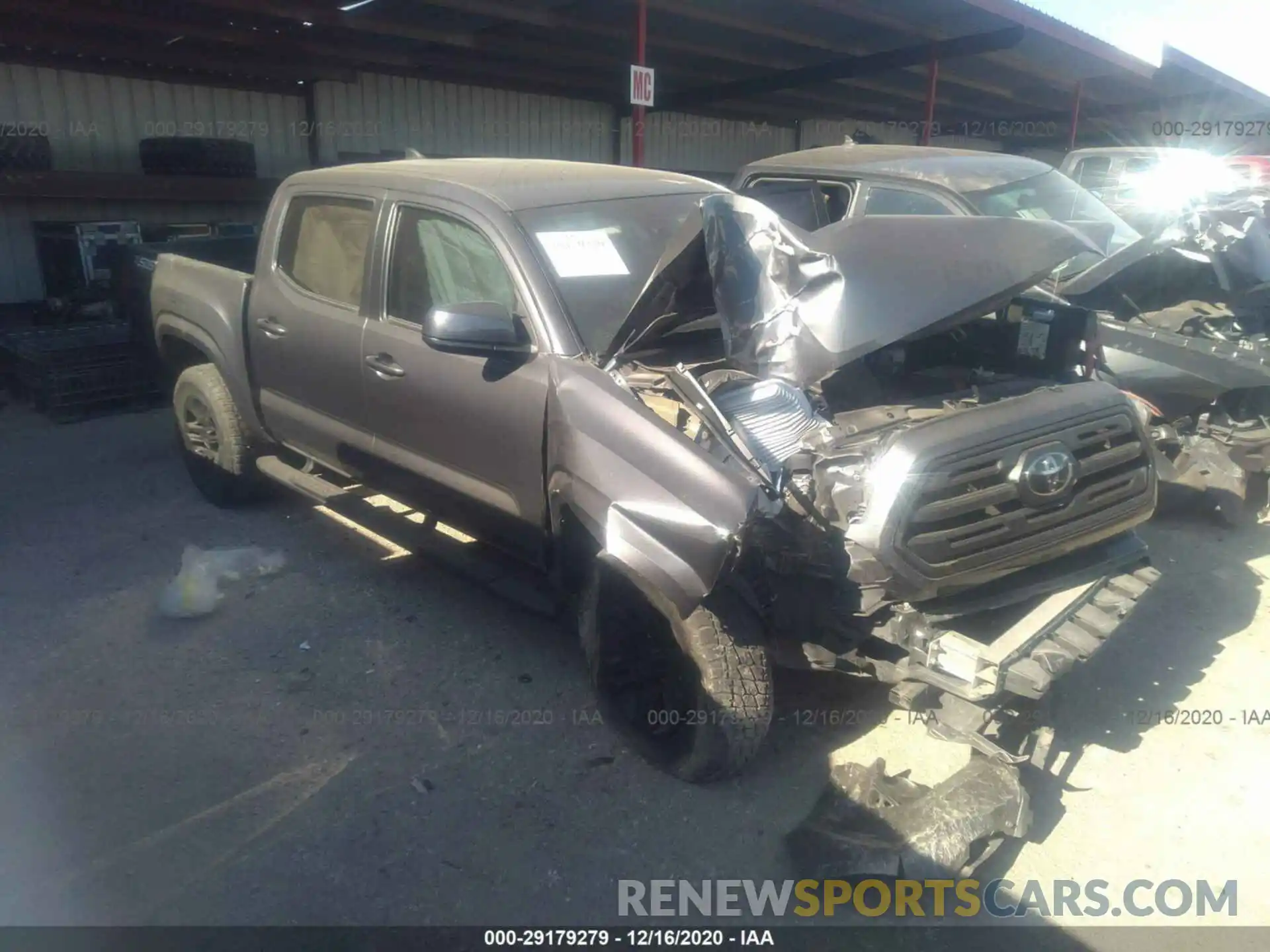 1 Photograph of a damaged car 5TFAX5GN0KX153342 TOYOTA TACOMA 2WD 2019