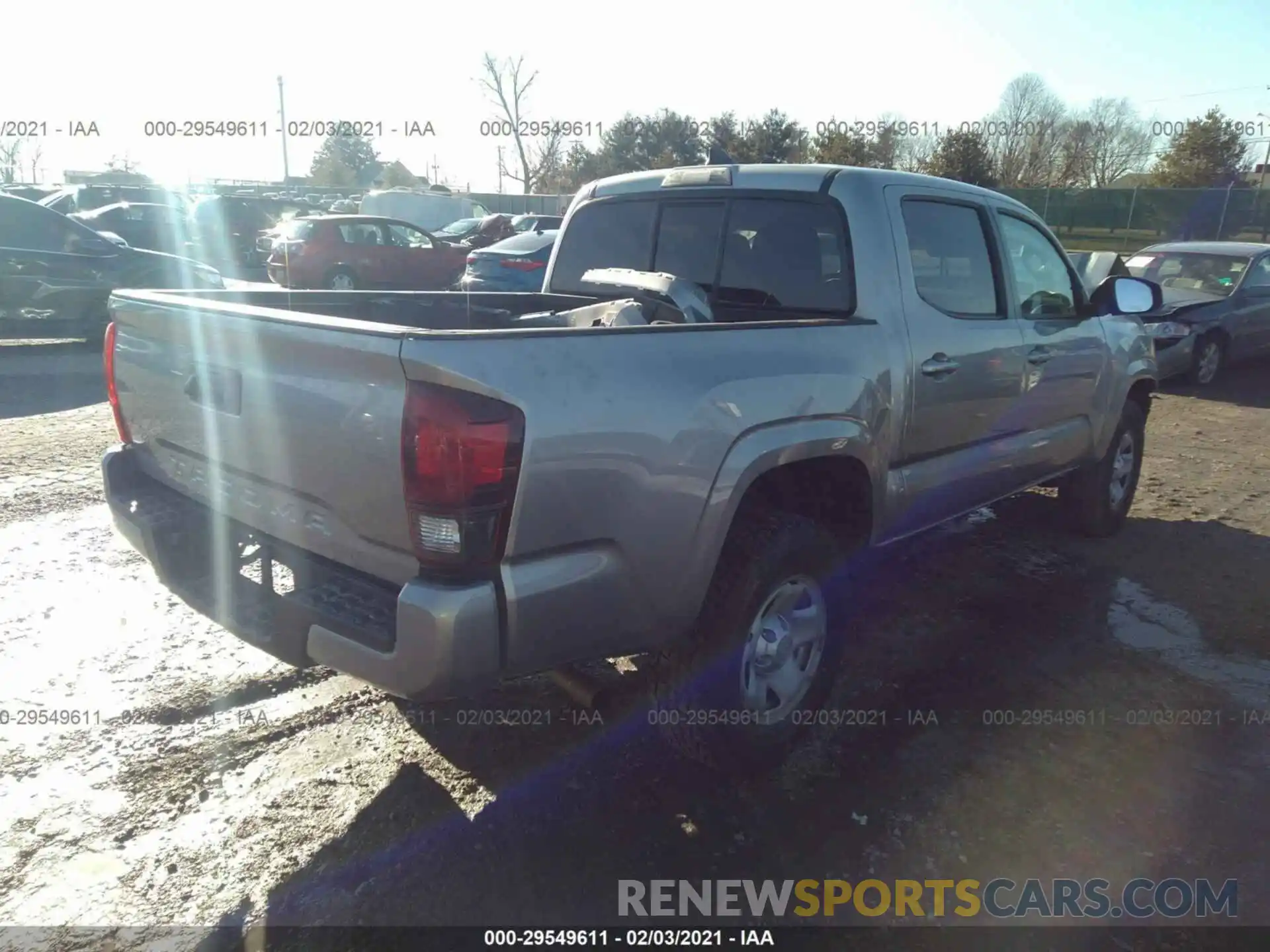 4 Photograph of a damaged car 5TFAX5GN1KX139191 TOYOTA TACOMA 2WD 2019