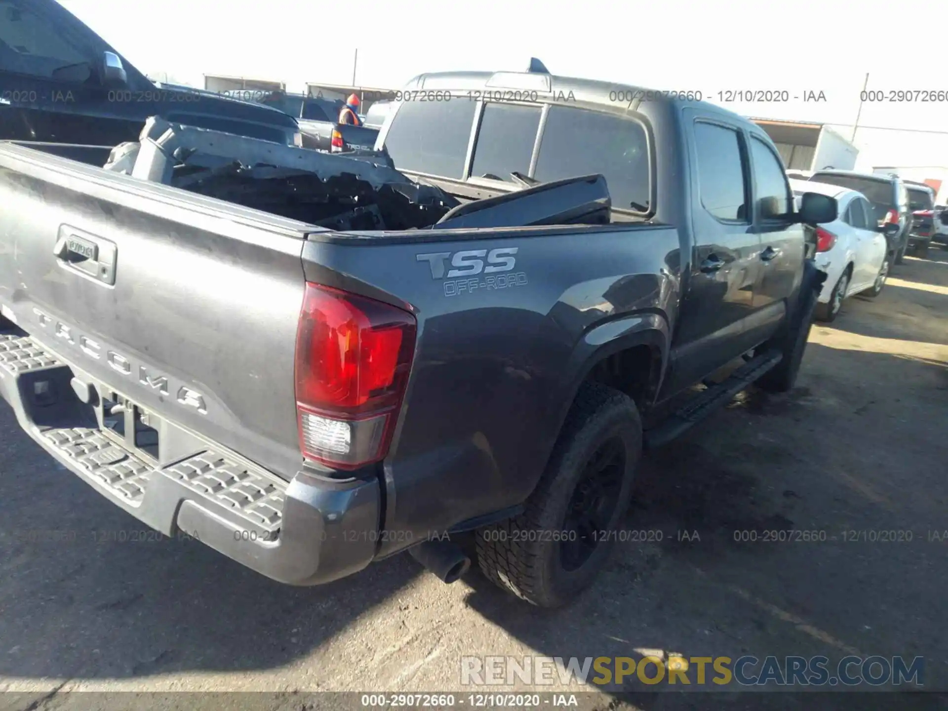 4 Photograph of a damaged car 5TFAX5GN1KX139272 TOYOTA TACOMA 2WD 2019