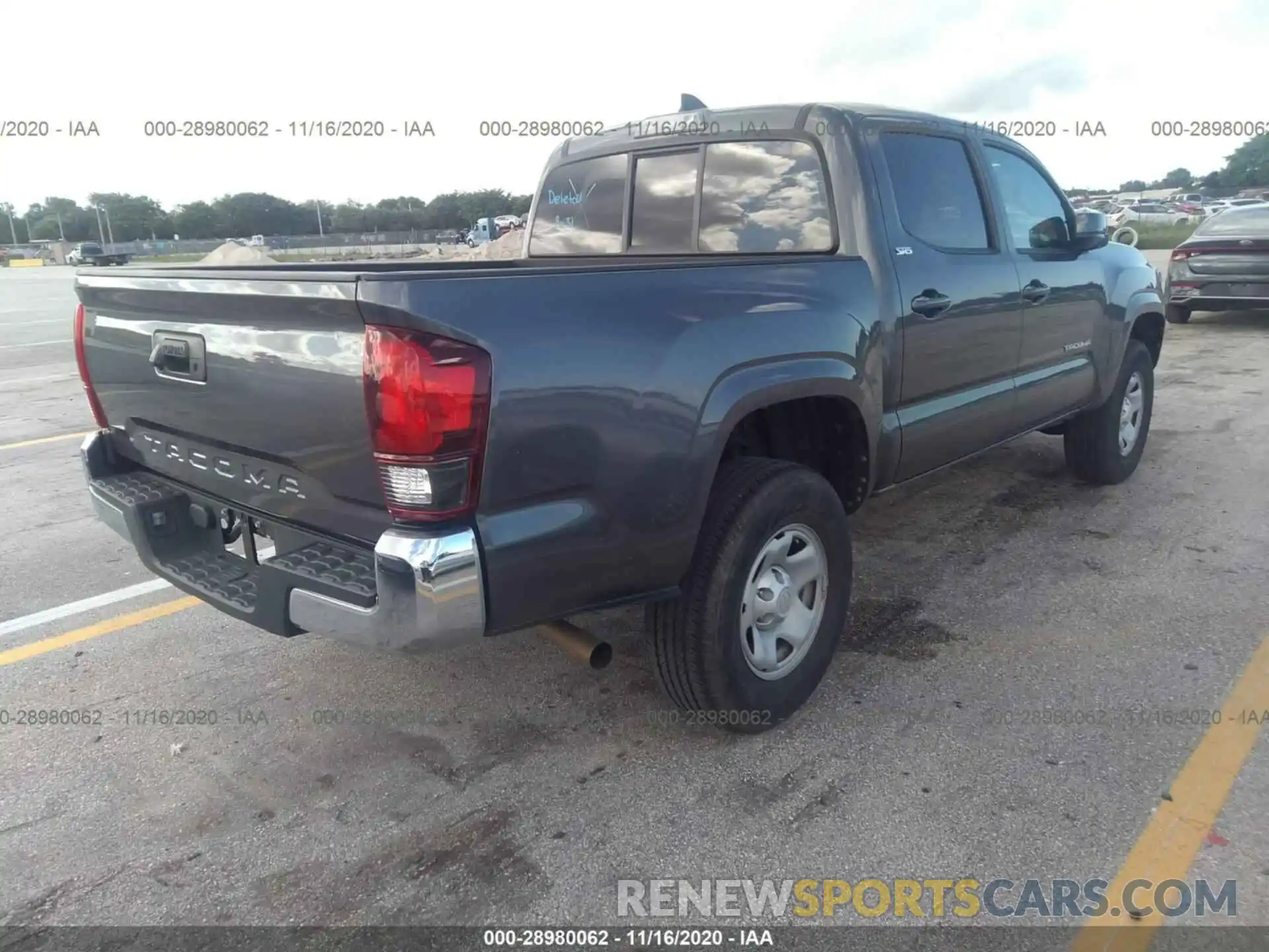 4 Photograph of a damaged car 5TFAX5GN1KX141622 TOYOTA TACOMA 2WD 2019