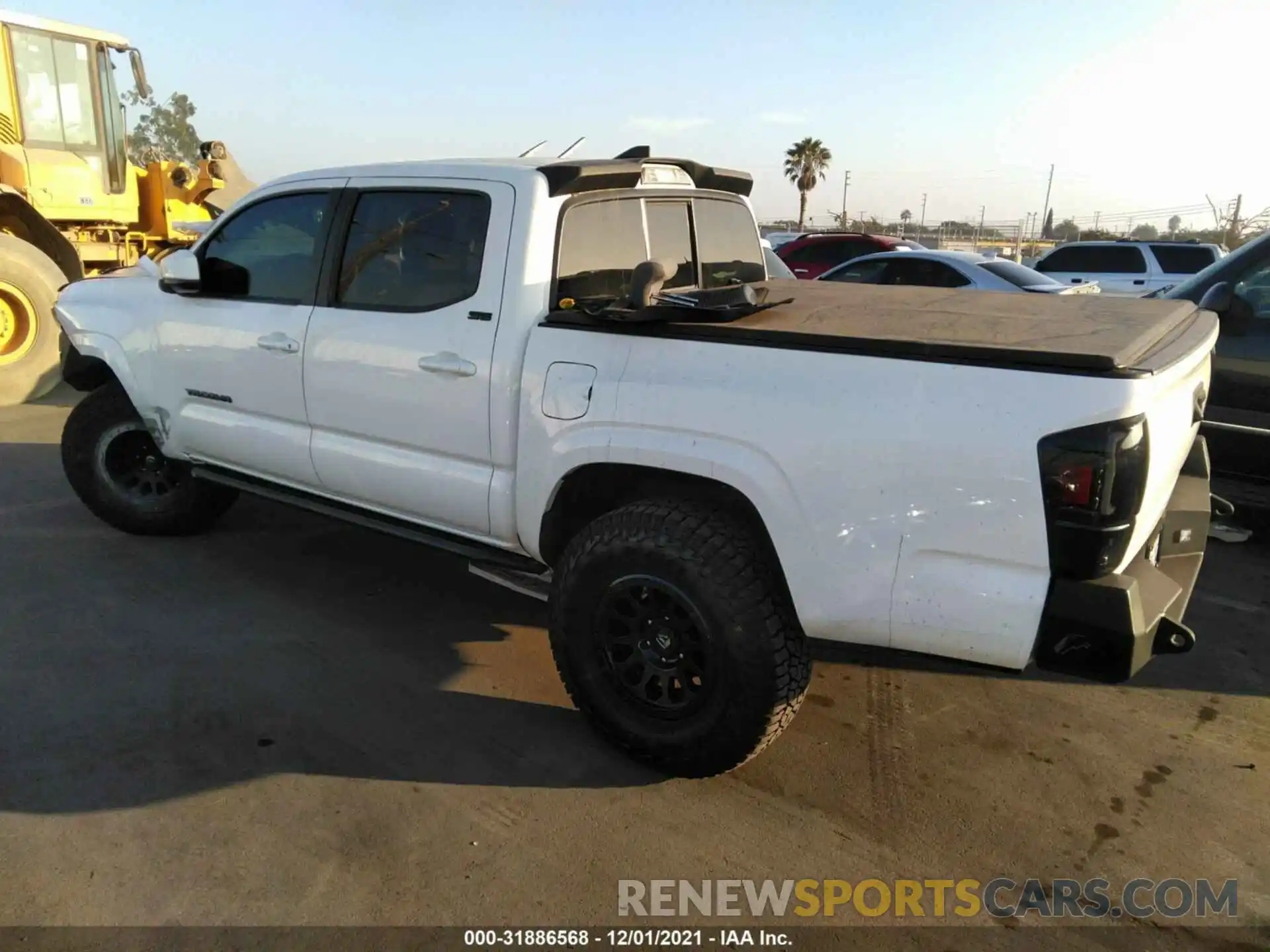 3 Photograph of a damaged car 5TFAX5GN1KX149557 TOYOTA TACOMA 2WD 2019