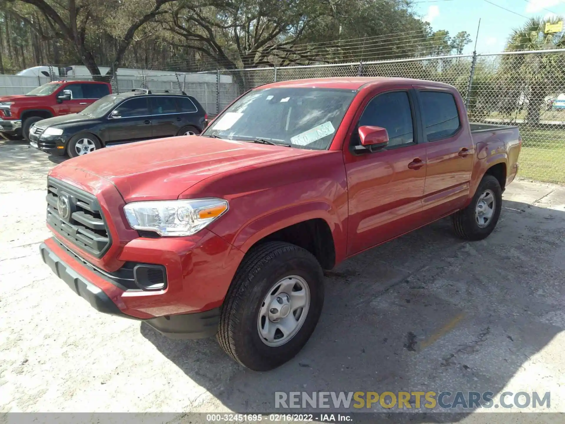 2 Photograph of a damaged car 5TFAX5GN1KX159361 TOYOTA TACOMA 2WD 2019