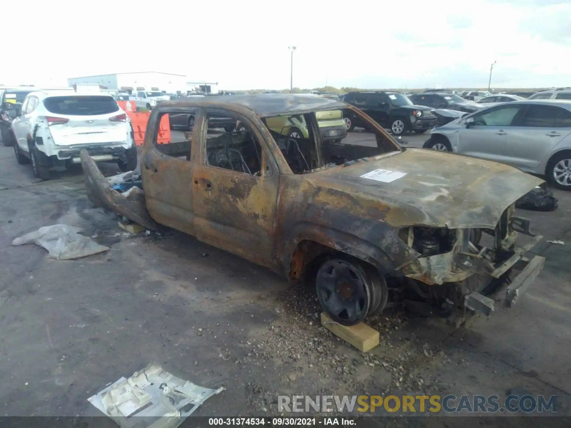 1 Photograph of a damaged car 5TFAX5GN2KX134727 TOYOTA TACOMA 2WD 2019