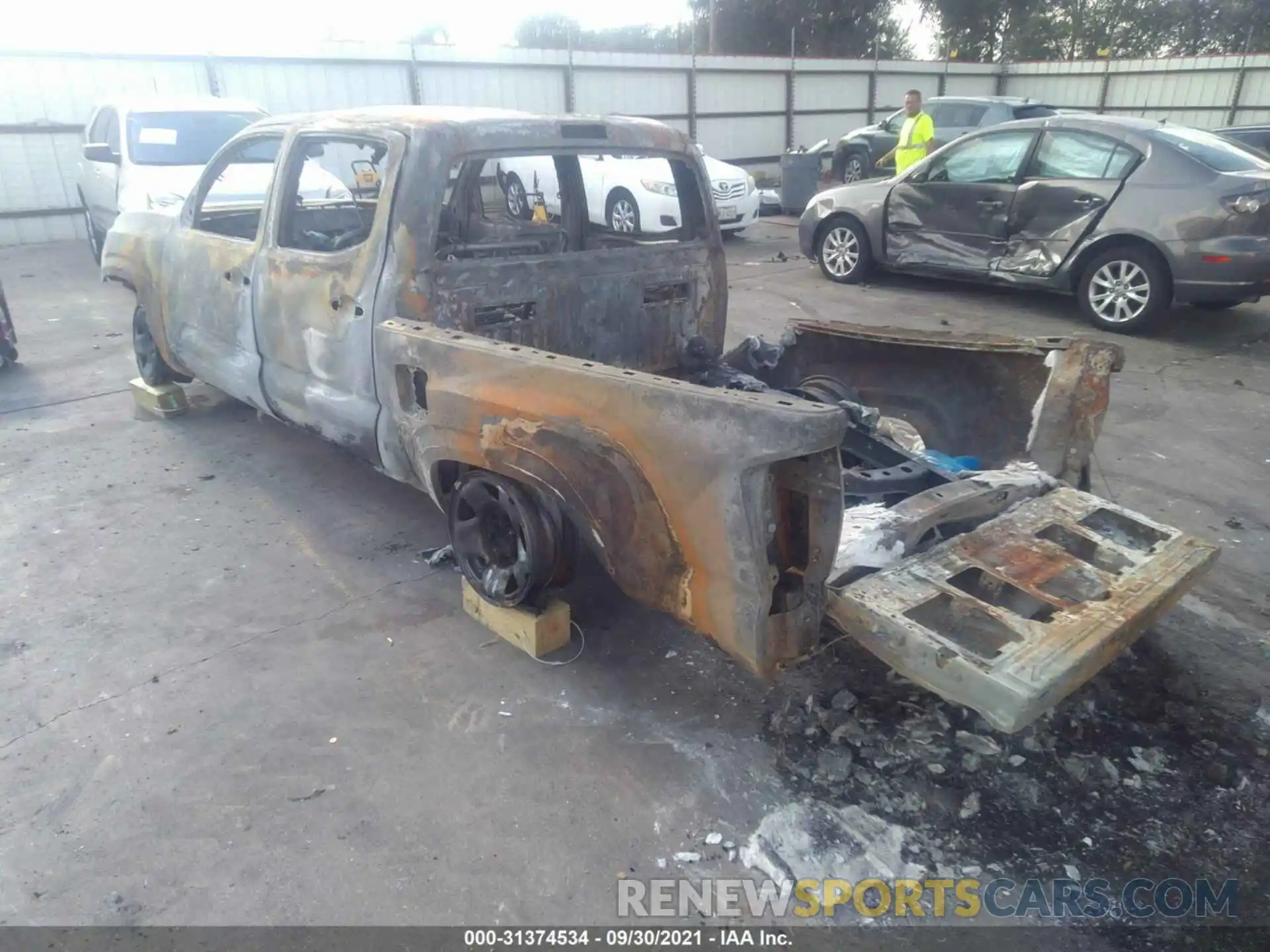 3 Photograph of a damaged car 5TFAX5GN2KX134727 TOYOTA TACOMA 2WD 2019