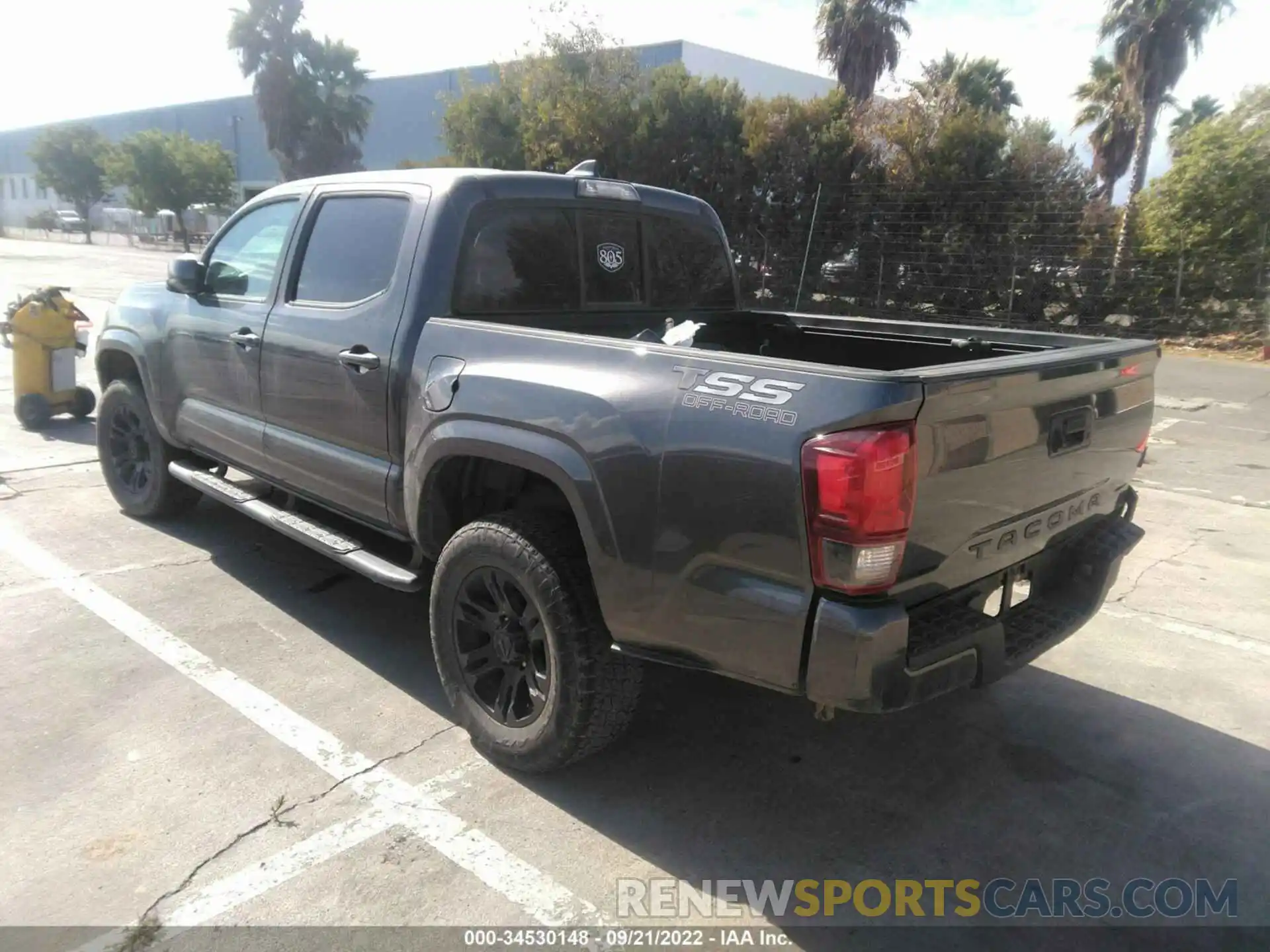 3 Photograph of a damaged car 5TFAX5GN2KX141421 TOYOTA TACOMA 2WD 2019