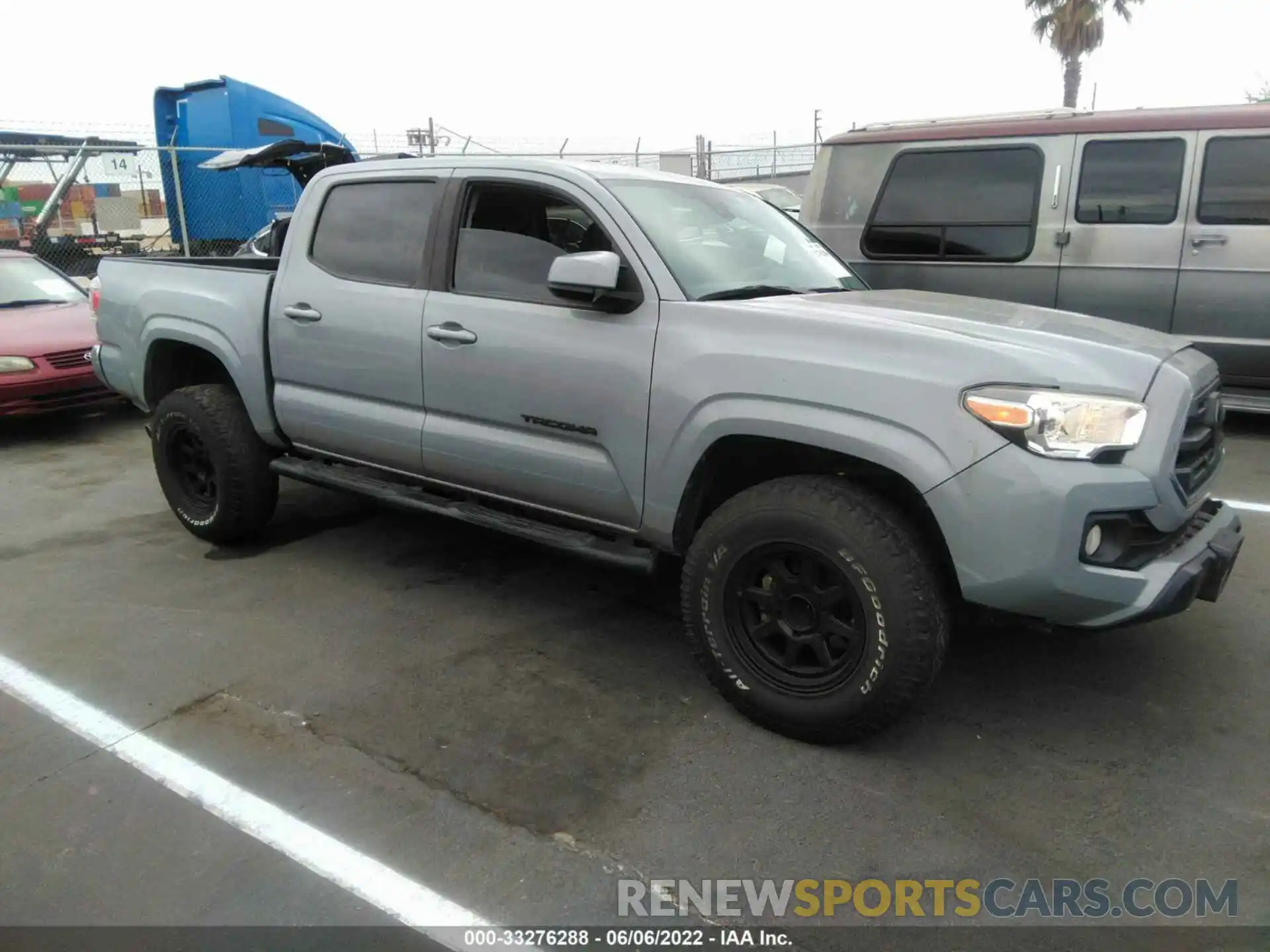 1 Photograph of a damaged car 5TFAX5GN2KX144402 TOYOTA TACOMA 2WD 2019