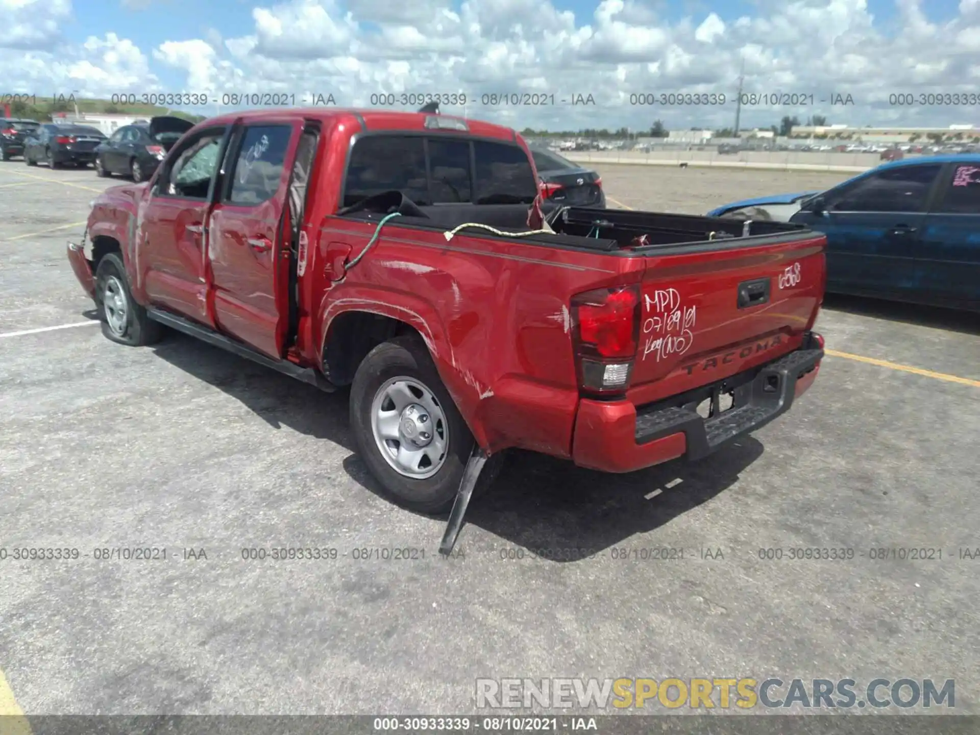 3 Photograph of a damaged car 5TFAX5GN2KX146568 TOYOTA TACOMA 2WD 2019