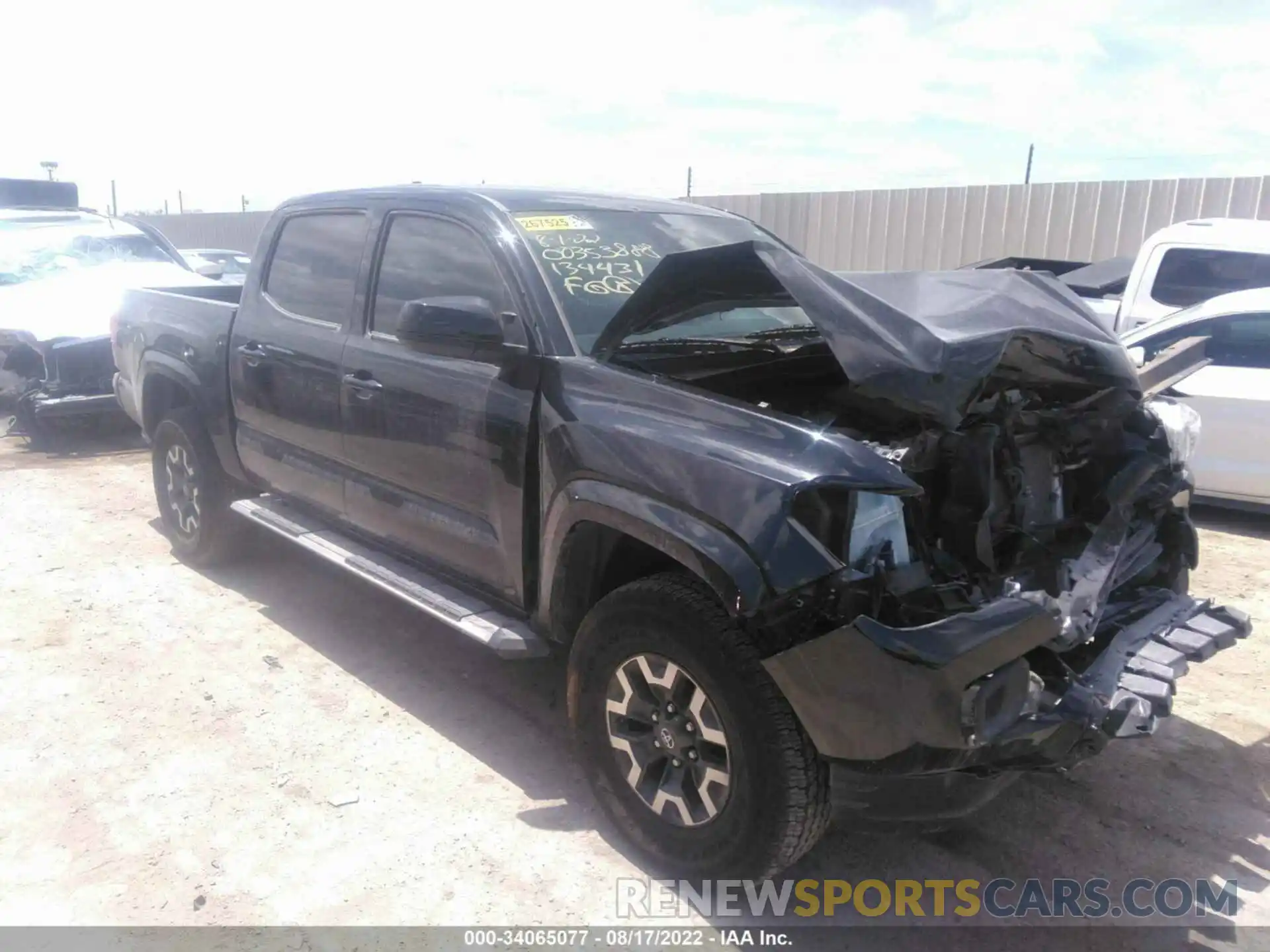 1 Photograph of a damaged car 5TFAX5GN3KX134431 TOYOTA TACOMA 2WD 2019