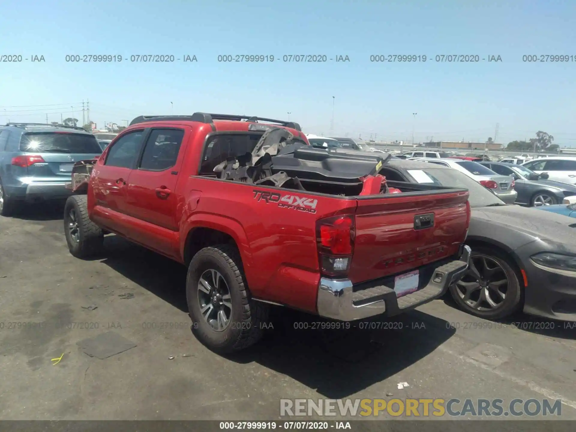 3 Photograph of a damaged car 5TFAX5GN3KX136809 TOYOTA TACOMA 2WD 2019