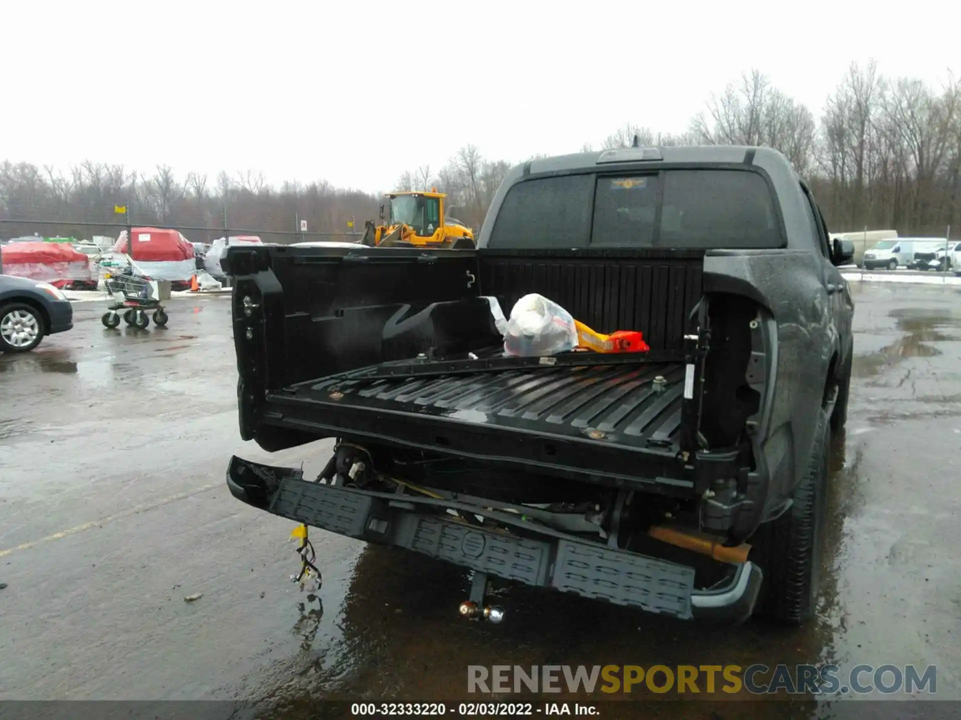 6 Photograph of a damaged car 5TFAX5GN3KX142299 TOYOTA TACOMA 2WD 2019