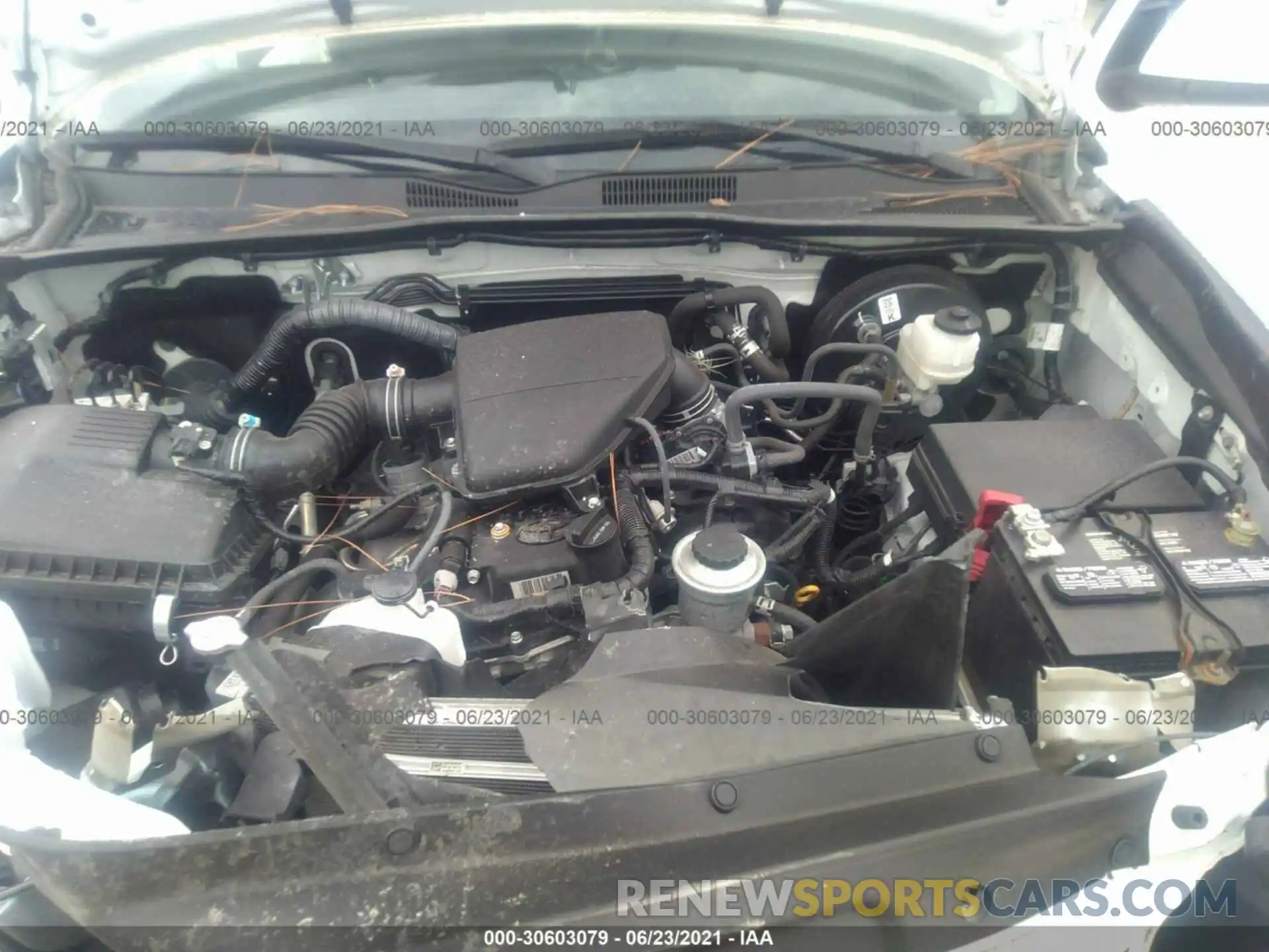 10 Photograph of a damaged car 5TFAX5GN3KX147275 TOYOTA TACOMA 2WD 2019