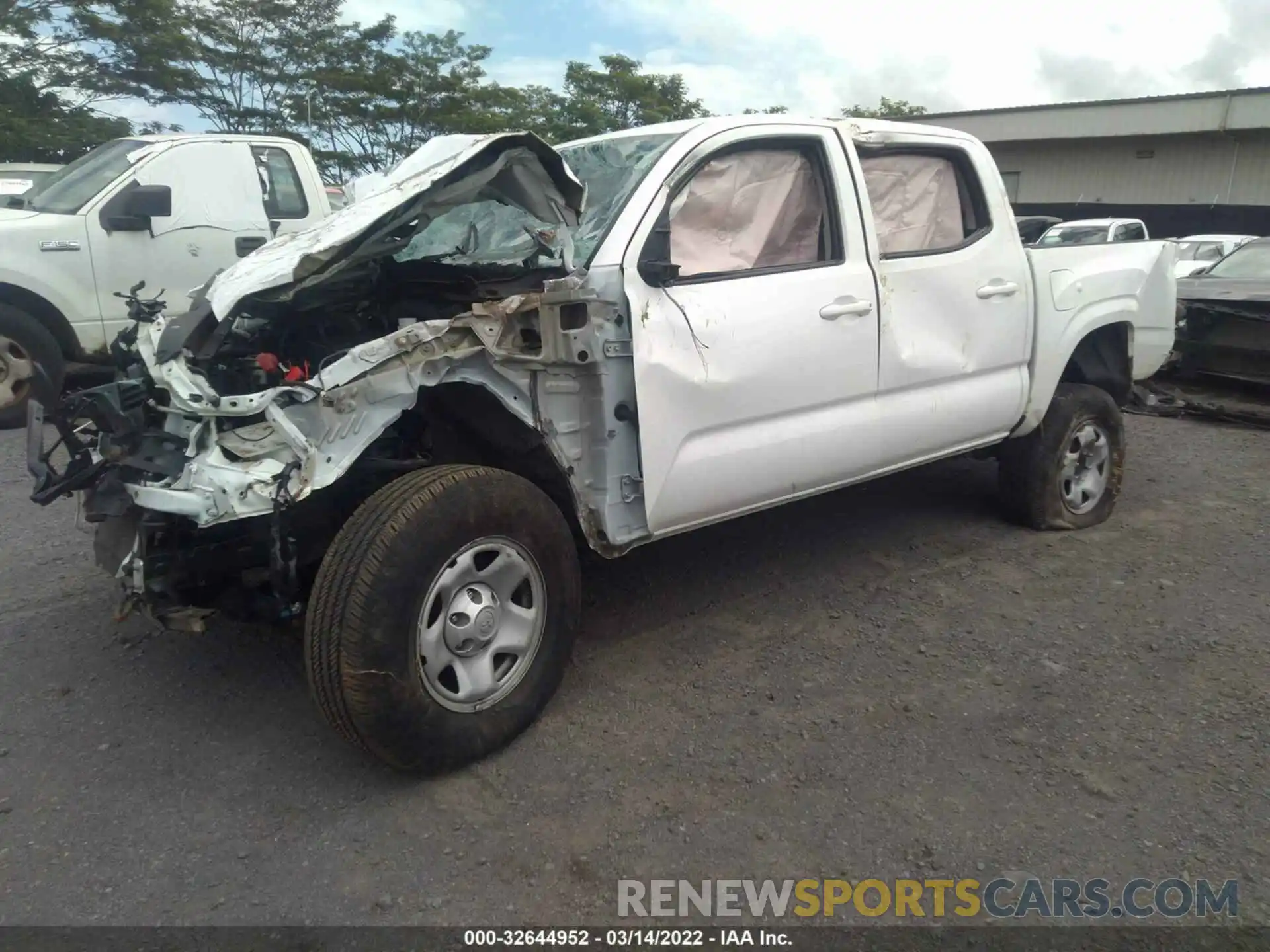 2 Photograph of a damaged car 5TFAX5GN3KX155585 TOYOTA TACOMA 2WD 2019