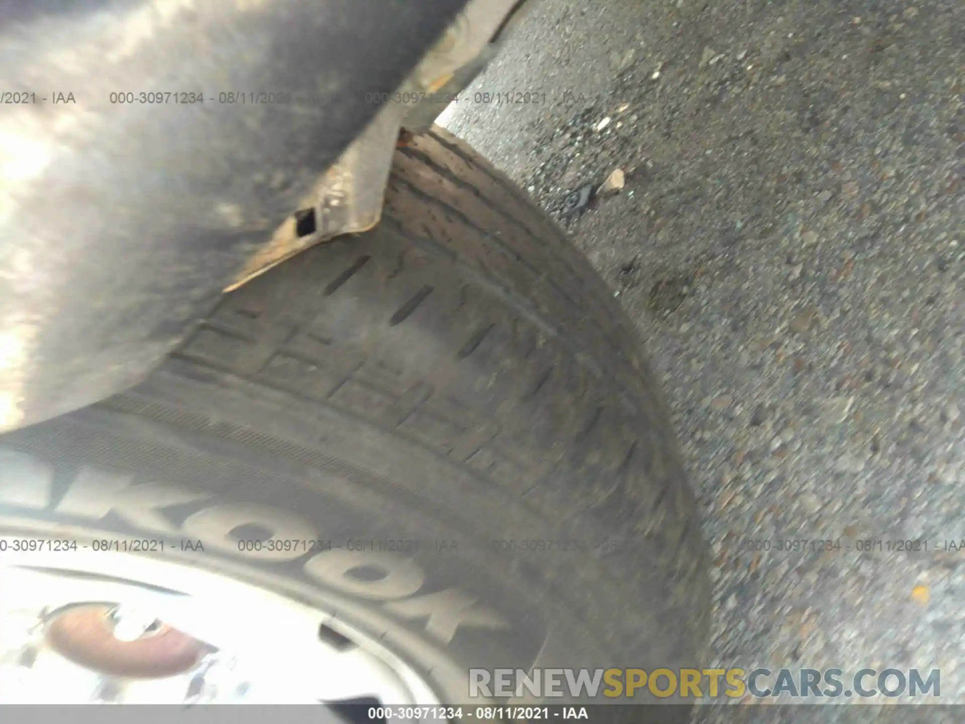 11 Photograph of a damaged car 5TFAX5GN3KX159247 TOYOTA TACOMA 2WD 2019