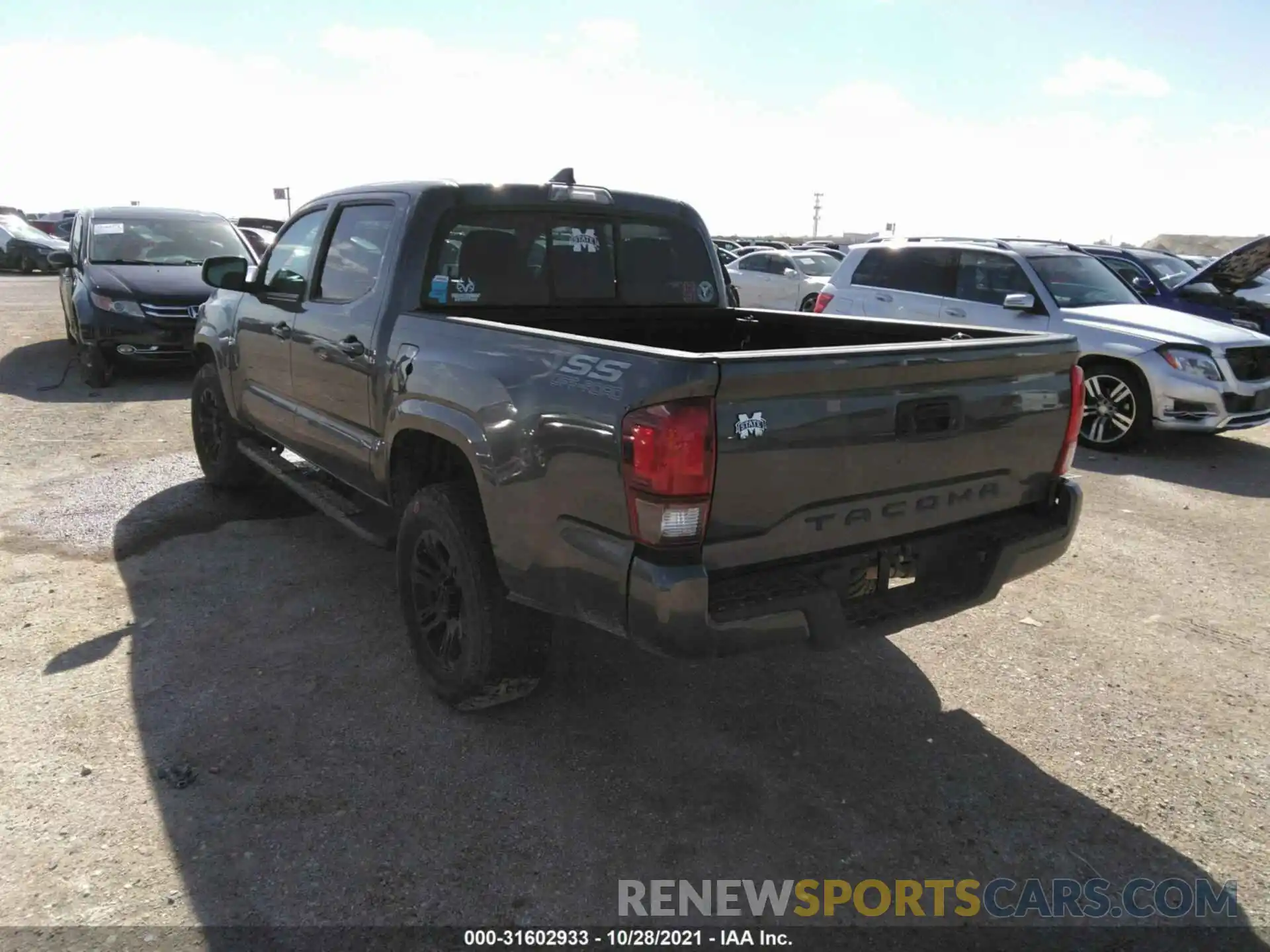 3 Photograph of a damaged car 5TFAX5GN3KX161483 TOYOTA TACOMA 2WD 2019