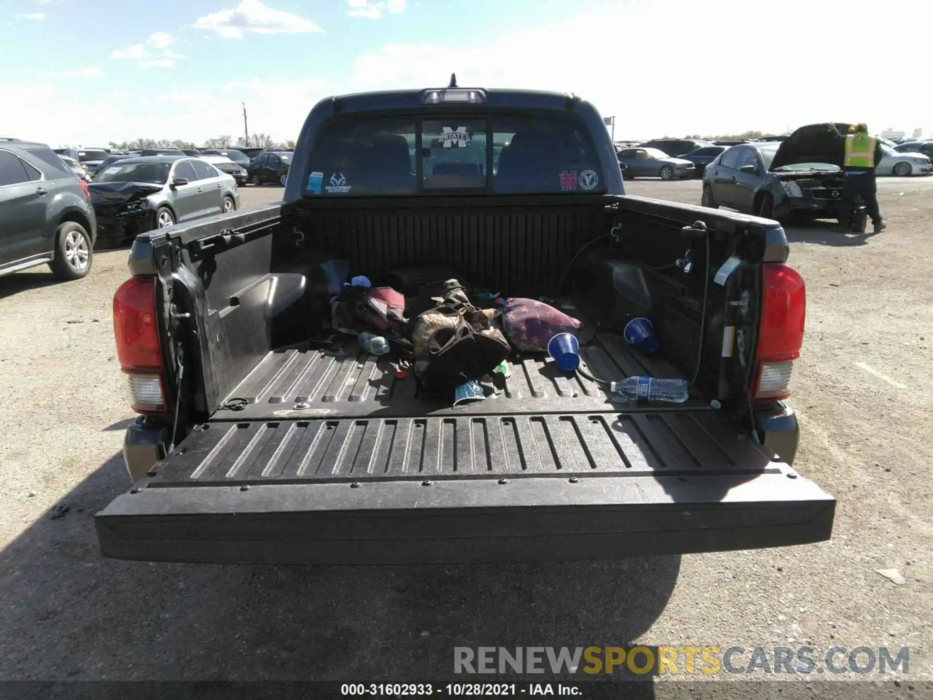 8 Photograph of a damaged car 5TFAX5GN3KX161483 TOYOTA TACOMA 2WD 2019