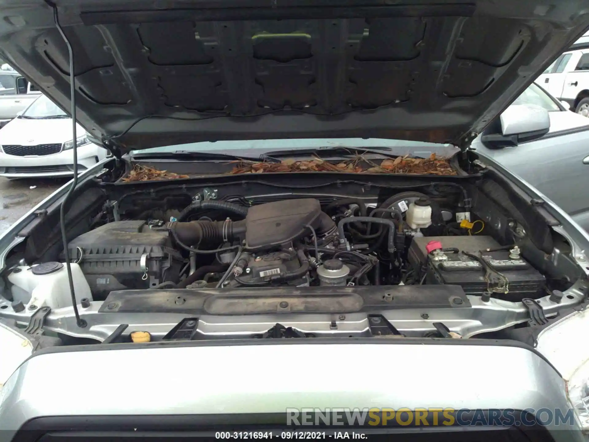 10 Photograph of a damaged car 5TFAX5GN4KX135040 TOYOTA TACOMA 2WD 2019