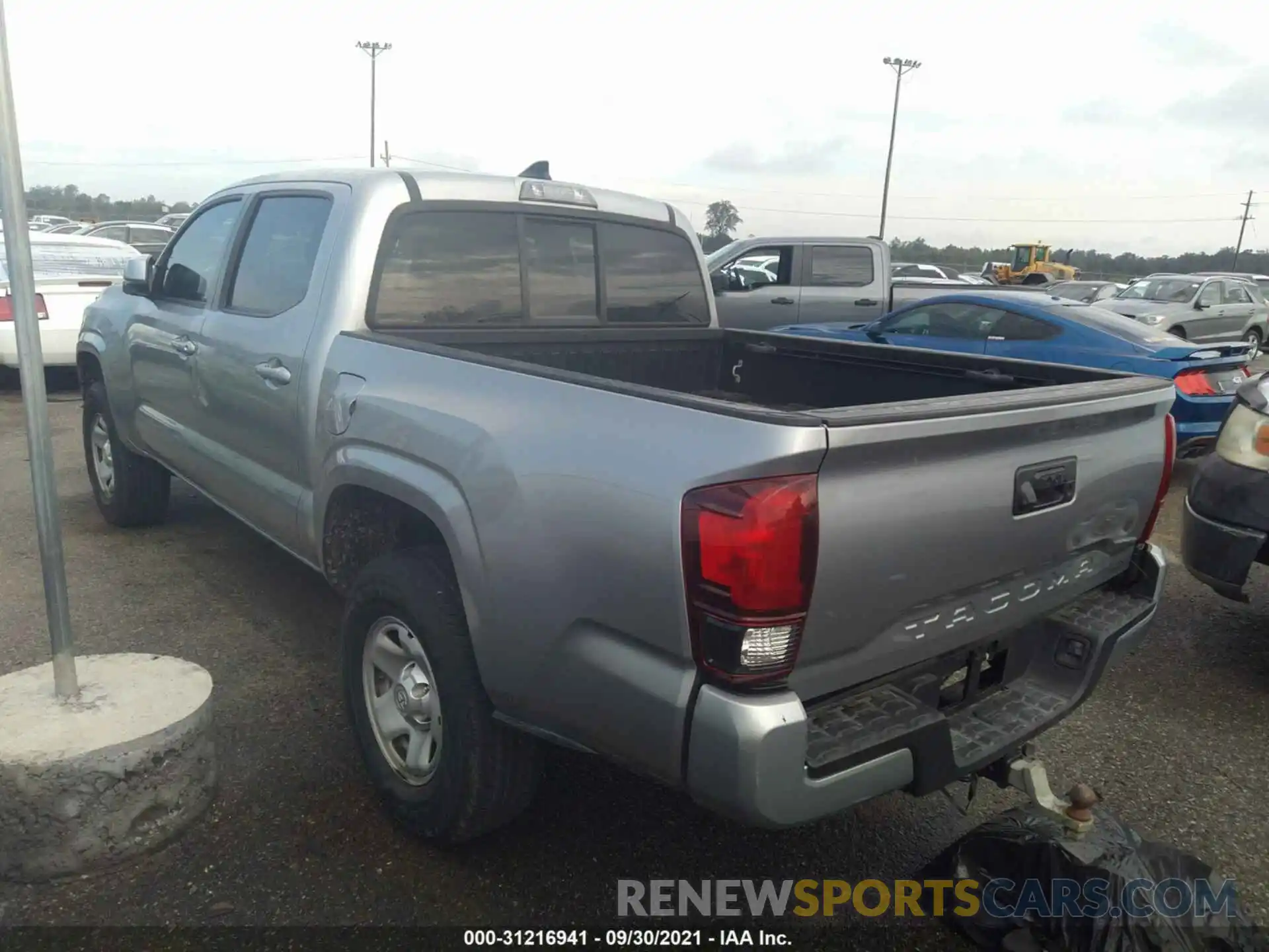 3 Photograph of a damaged car 5TFAX5GN4KX135040 TOYOTA TACOMA 2WD 2019