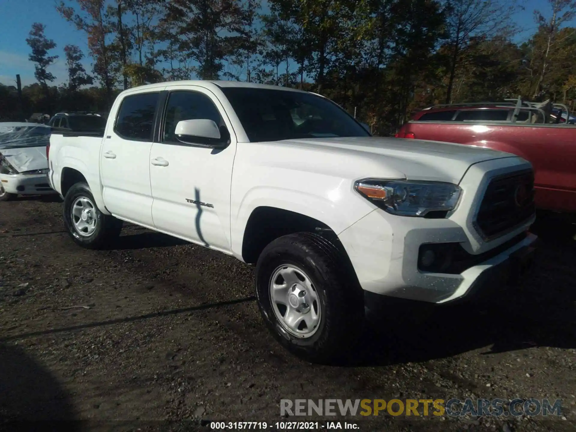 1 Photograph of a damaged car 5TFAX5GN4KX144658 TOYOTA TACOMA 2WD 2019